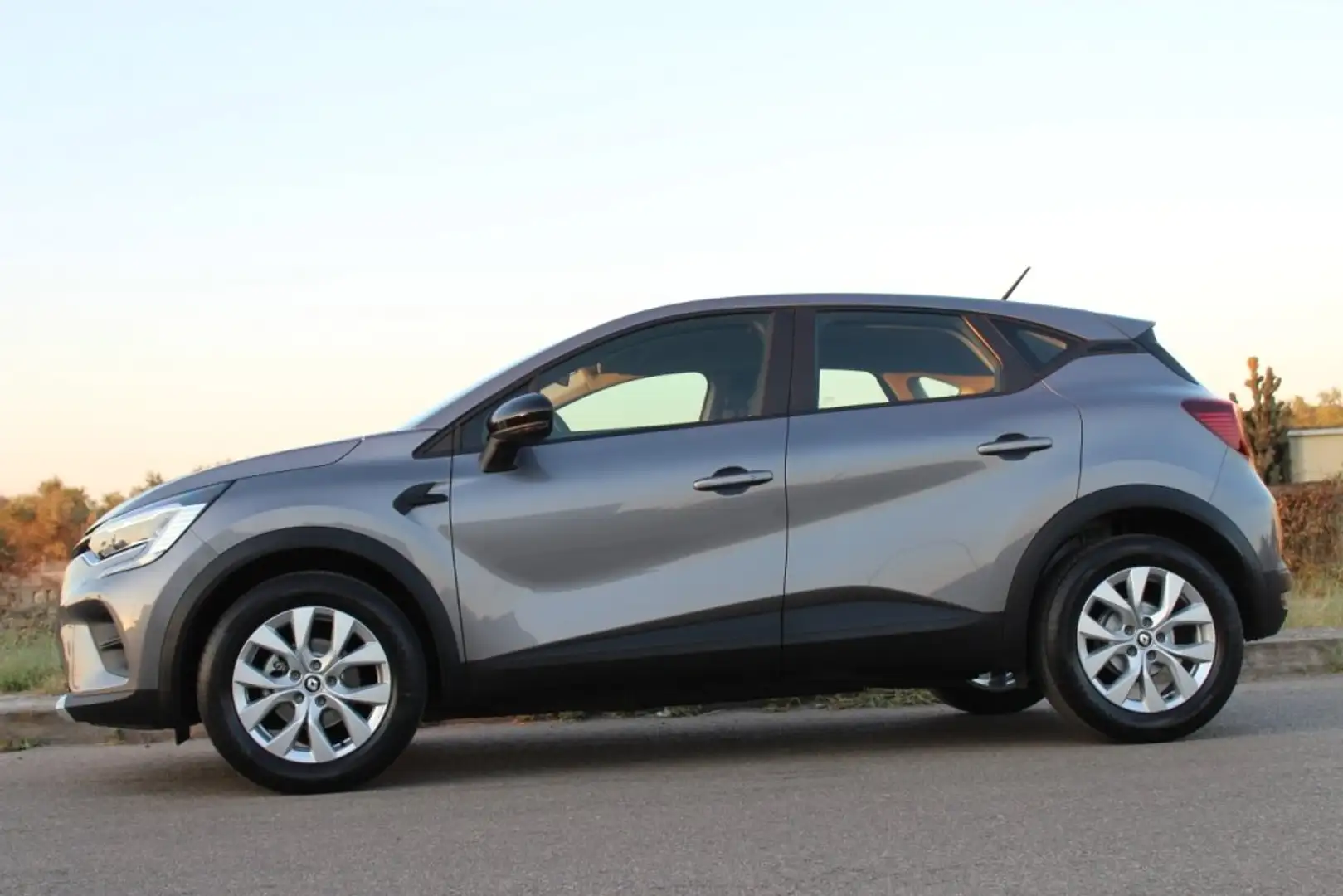 Renault Captur 1.0 tce 100cv GPL *LED *NAVI Grigio - 2