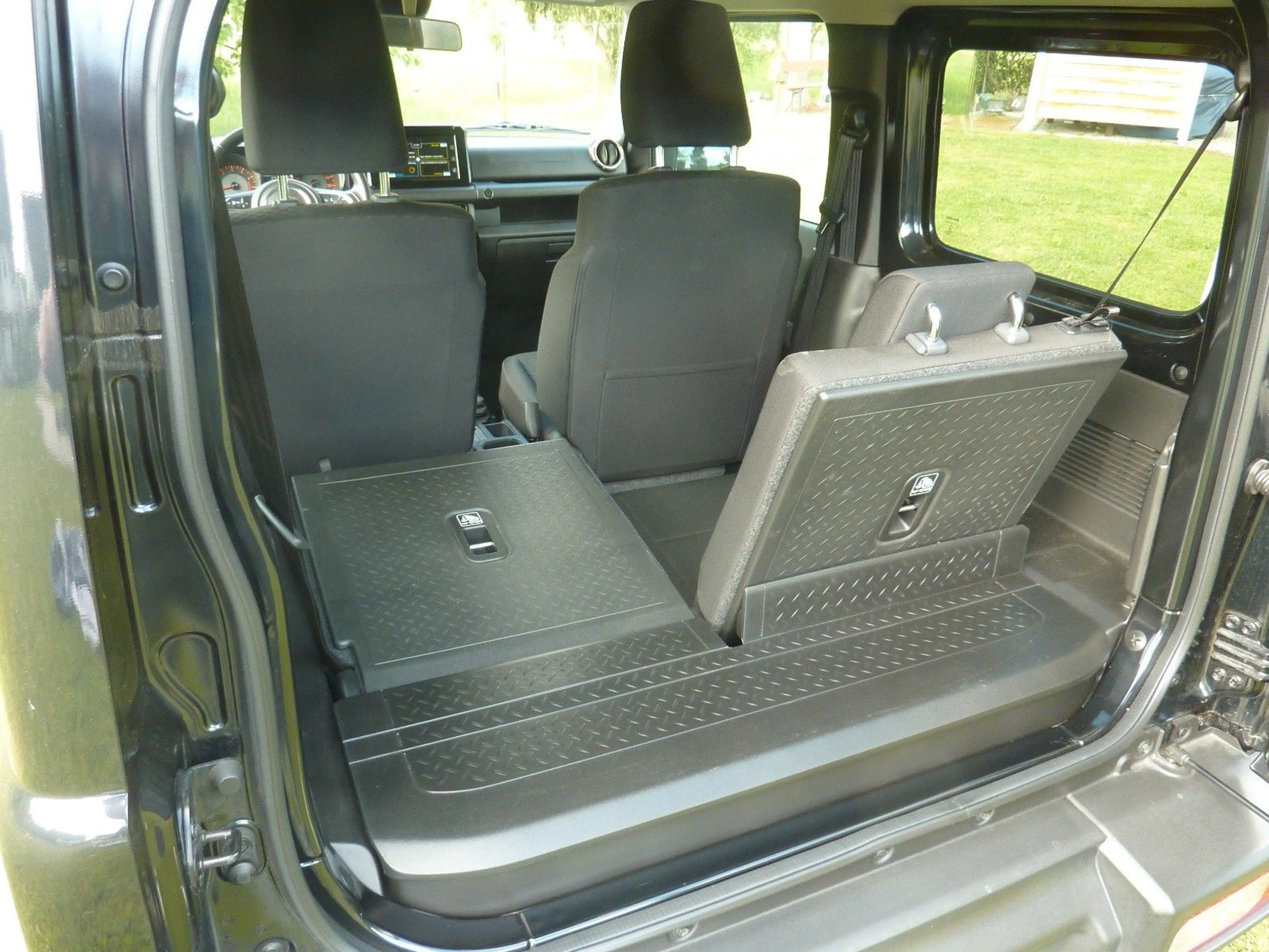 Suzuki Jimny 1.5 ALLGRIP Comfort+ — photo 12
