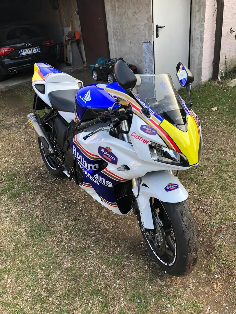 Honda CBR 1000 Rot - 2