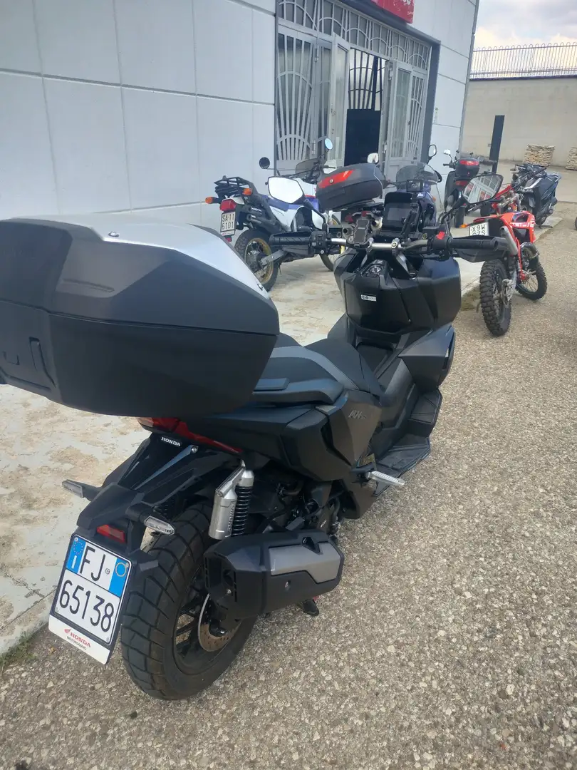 Honda ADV 350 Nero - 2