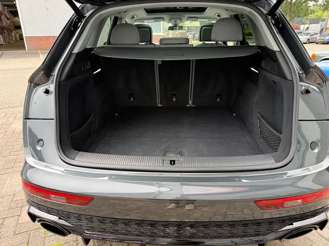 Audi Q5 view 23