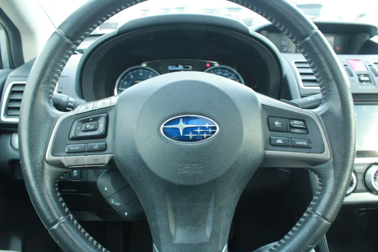 Subaru Impreza снимка Subaru Impreza