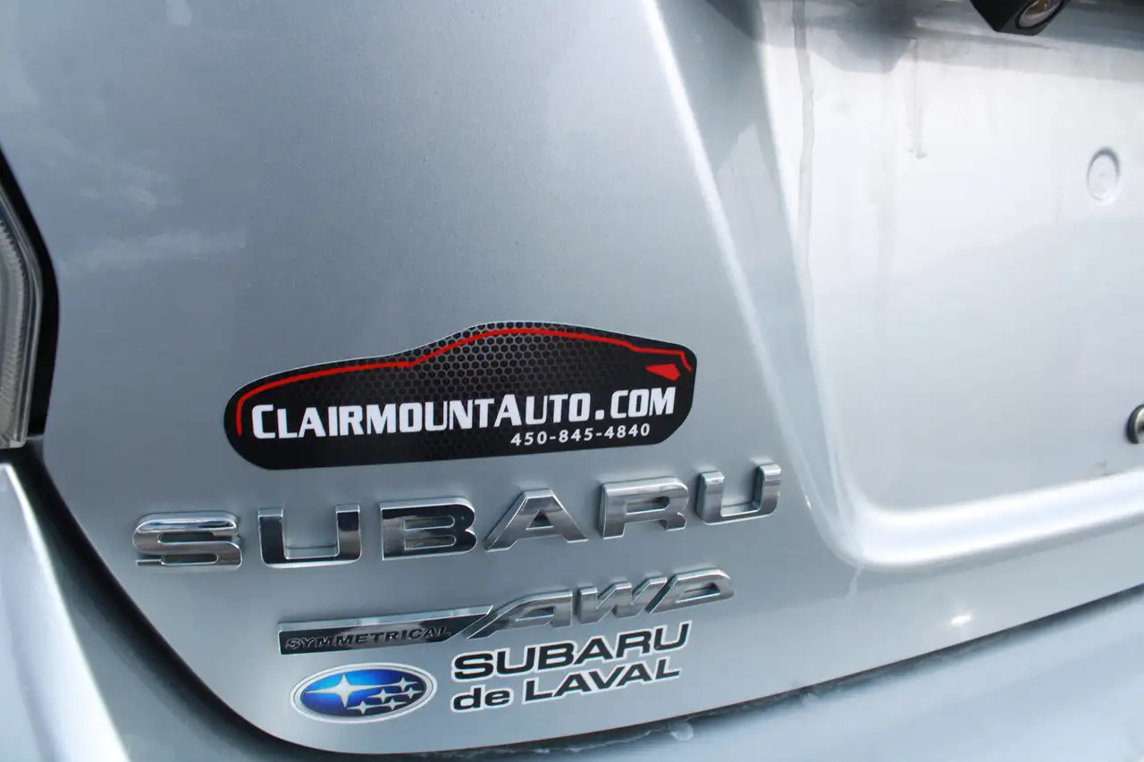 Subaru Impreza снимка Subaru Impreza