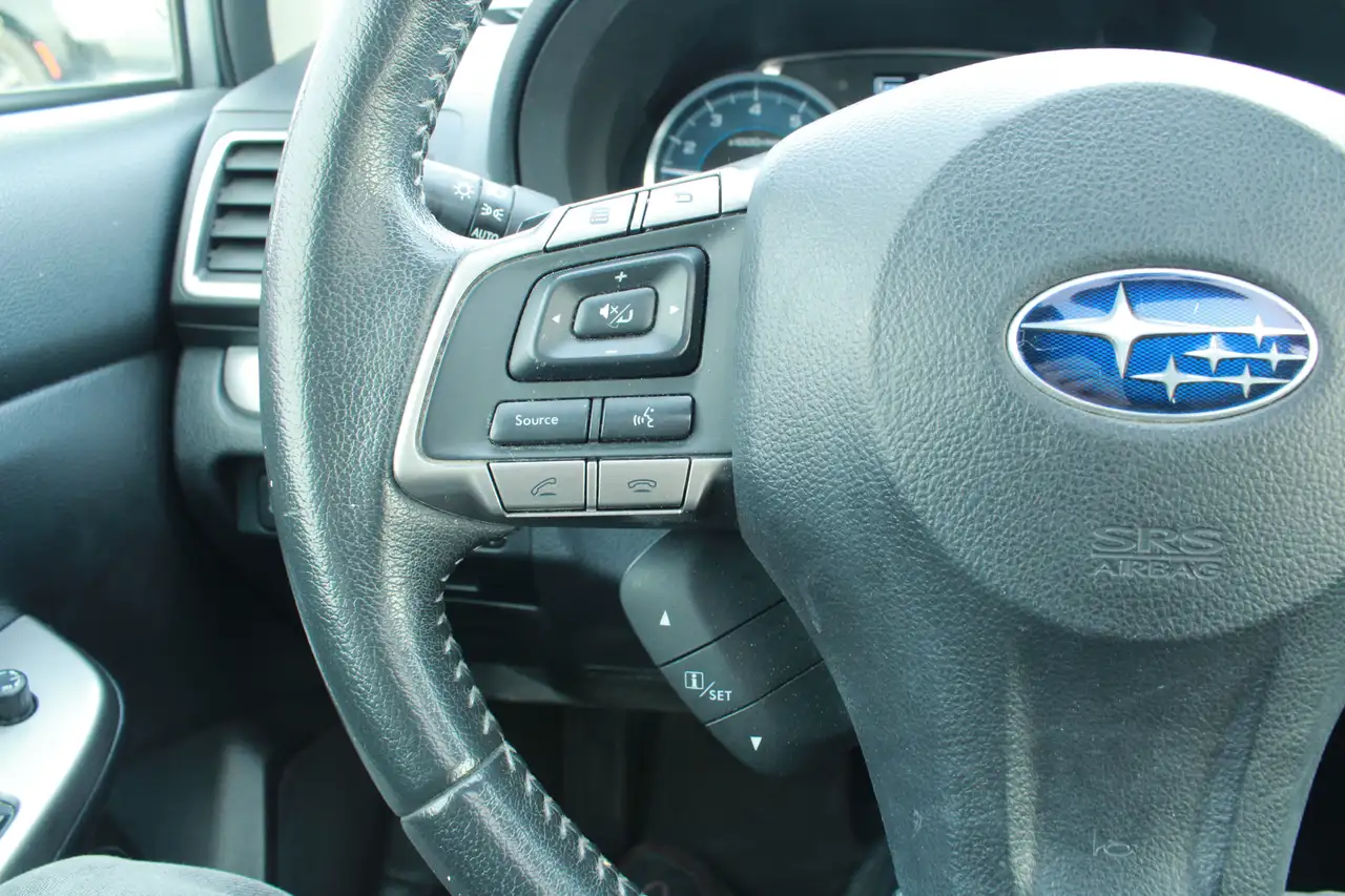 Subaru Impreza снимка Subaru Impreza