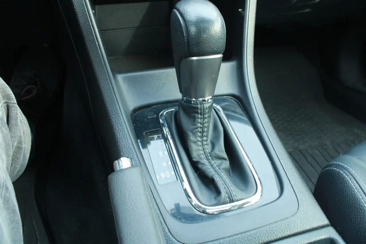 Subaru Impreza снимка Subaru Impreza