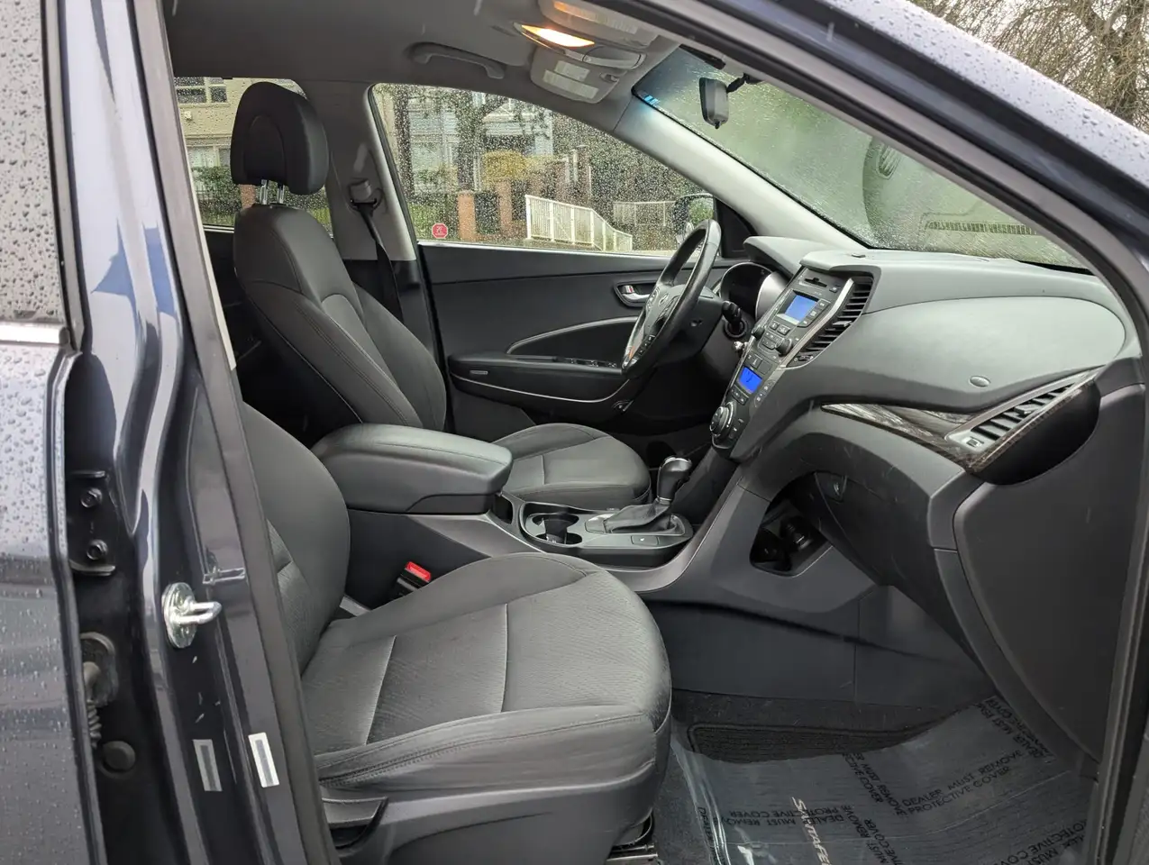 Hyundai SANTA FE photo Hyundai SANTA FE