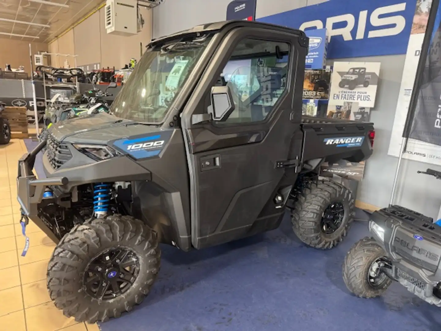 Polaris Ranger - 1