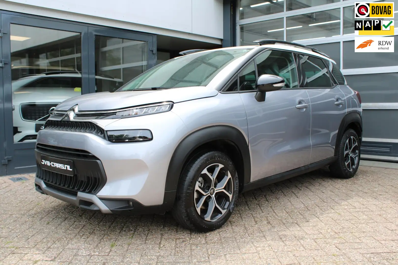 Citroen C3 Aircross 1.2 PureTech Shine Pack Business Grijs - 1