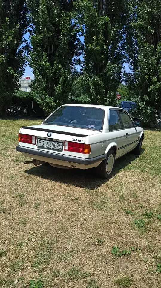 BMW 318i 2p, foto 10