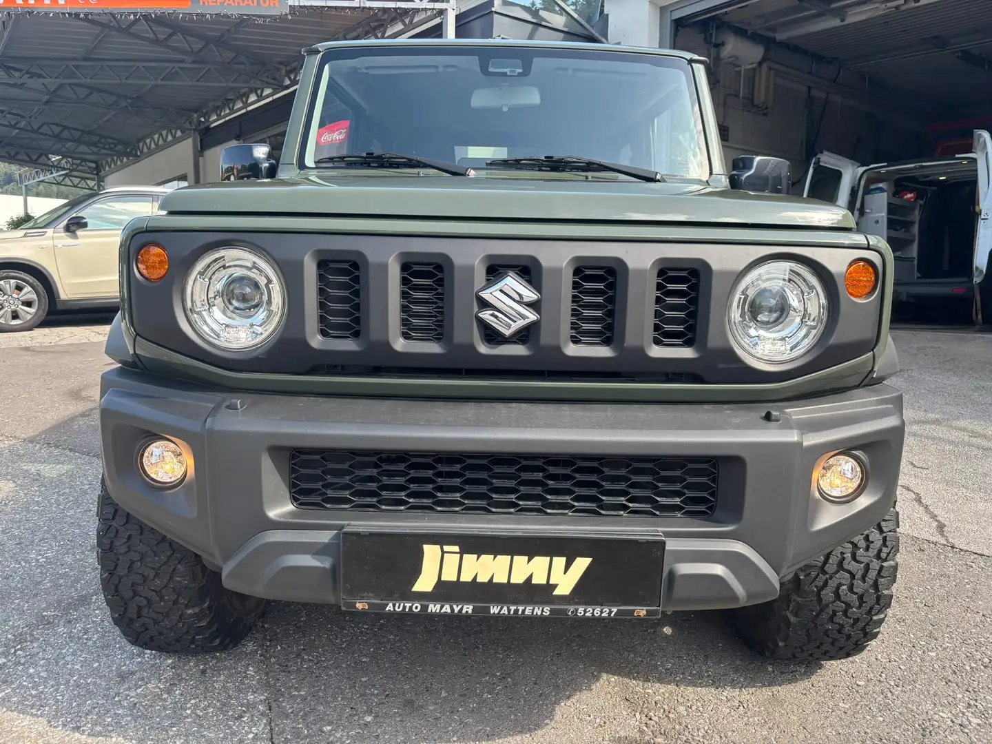 Suzuki Jimny 1,5 VVT Allgrip Flash Aut. *4-Sitzer* Grün - 2