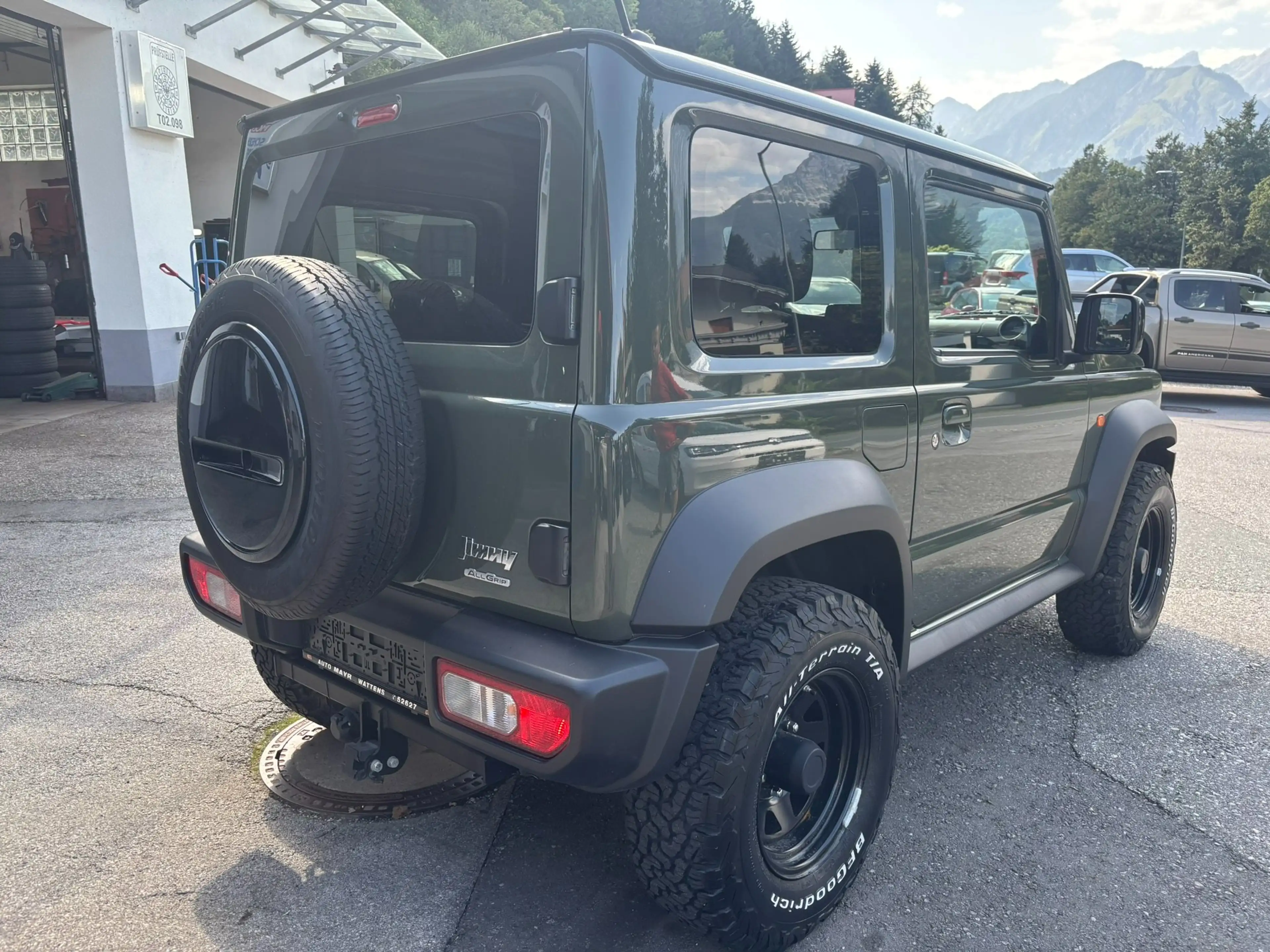 Suzuki Jimny 1,5 VVT Allgrip Flash Aut. *4-Sitzer* — photo 5