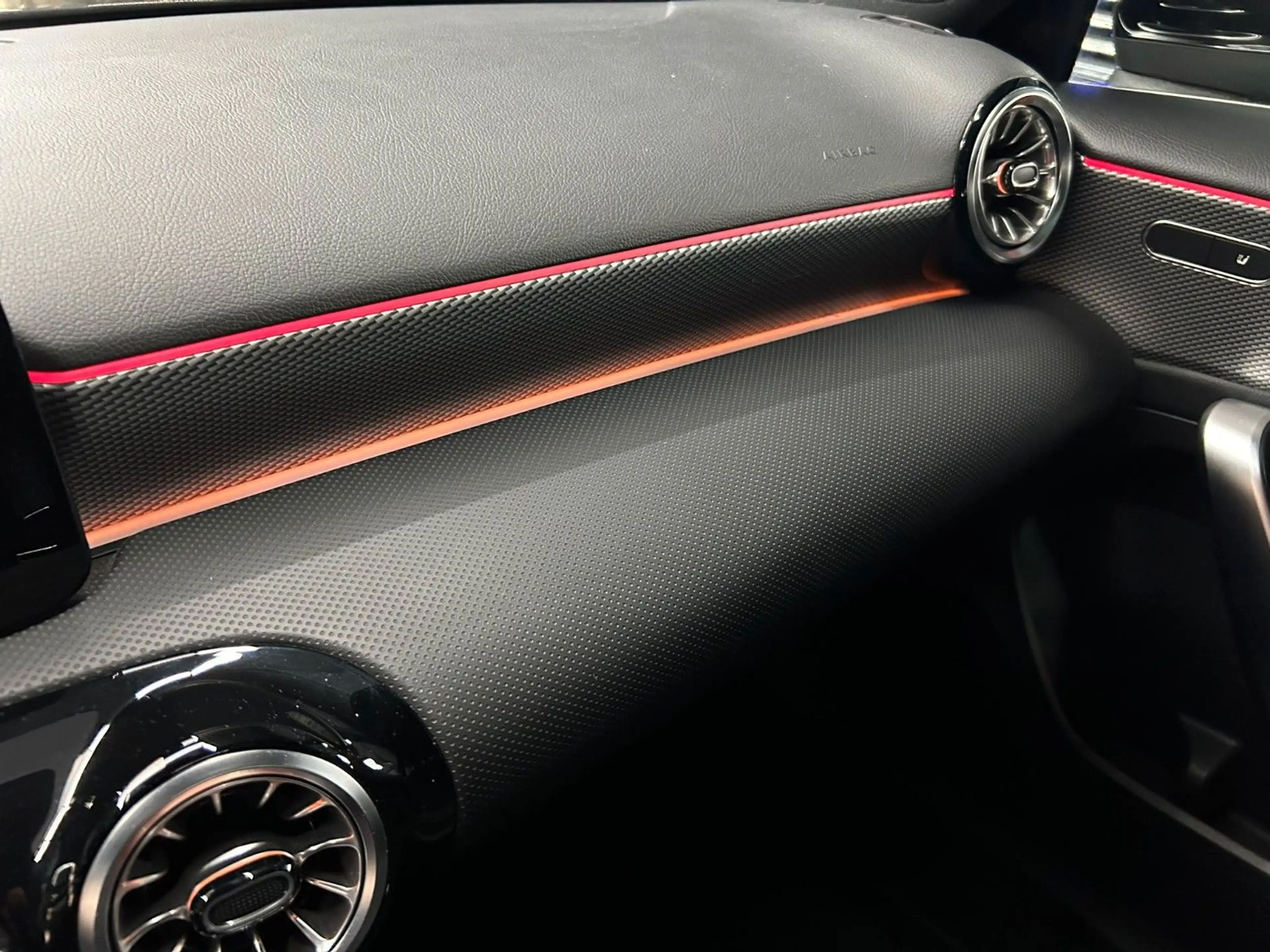 Mercedes-Benz A 250 e*KAMERA*LED*DIGITAL*SHZ*SPORT*T-LEDER* — photo 6