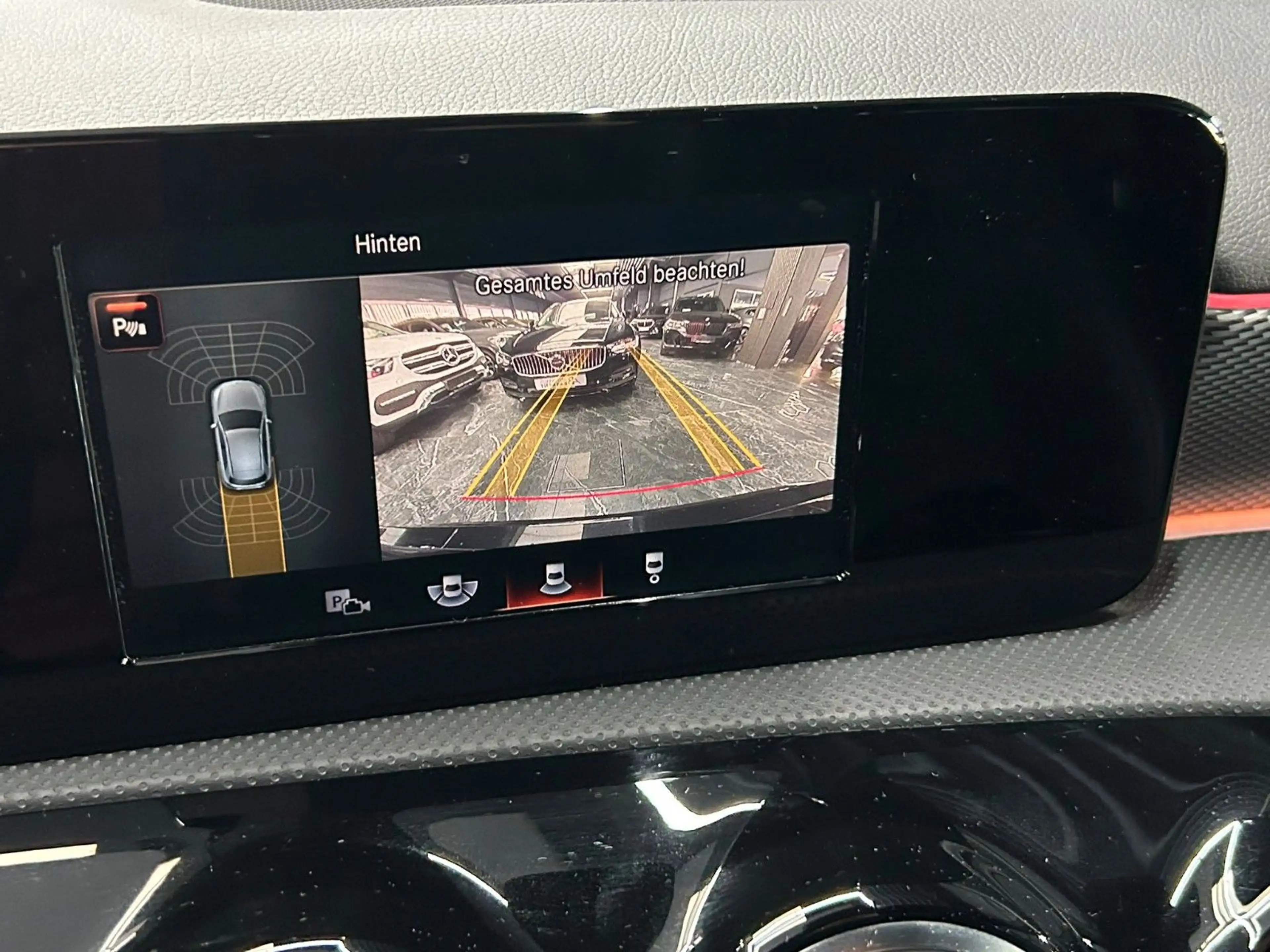 Mercedes-Benz A 250 e*KAMERA*LED*DIGITAL*SHZ*SPORT*T-LEDER* — photo 3