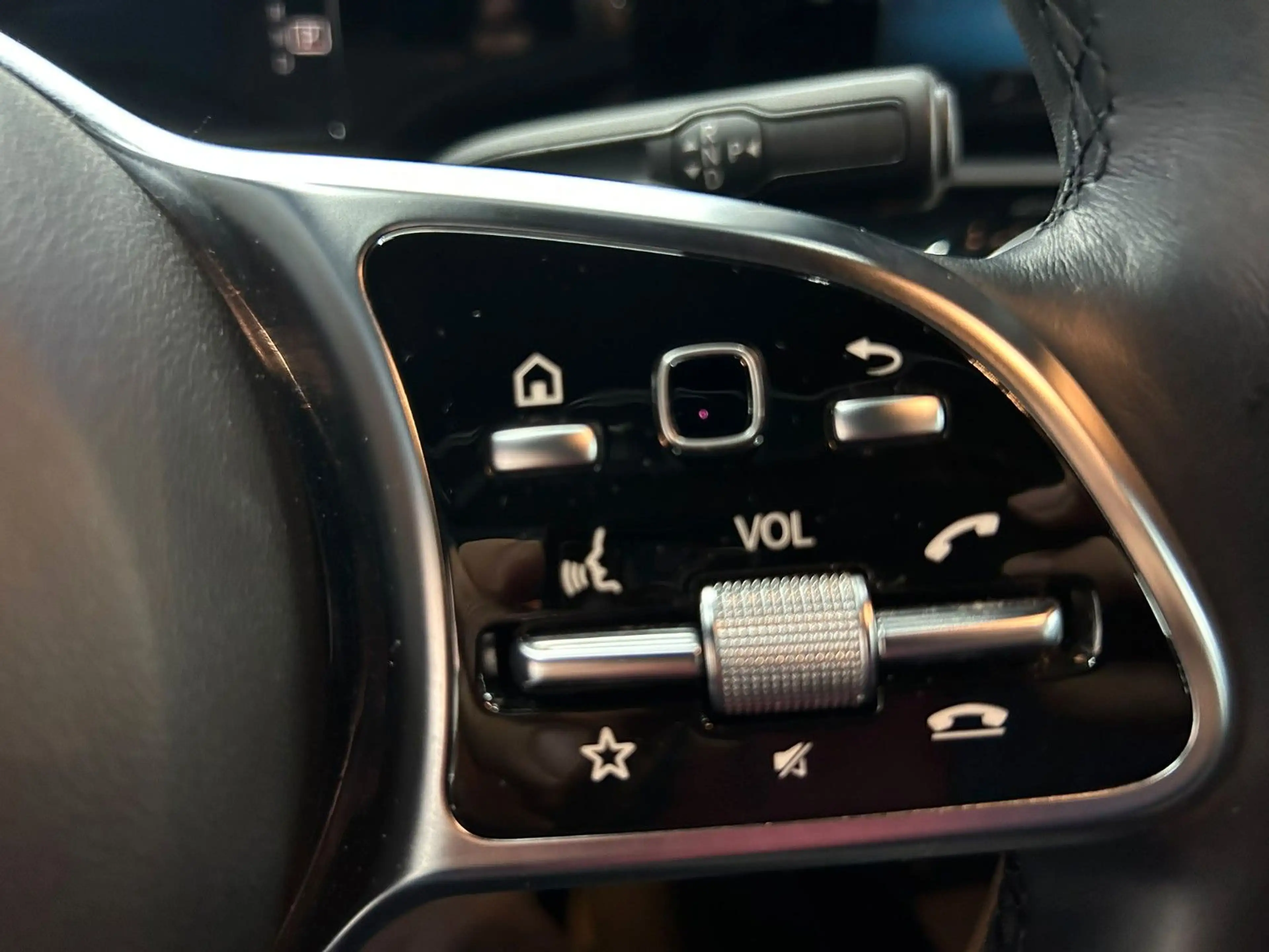 Mercedes-Benz A 250 e*KAMERA*LED*DIGITAL*SHZ*SPORT*T-LEDER* — photo 7