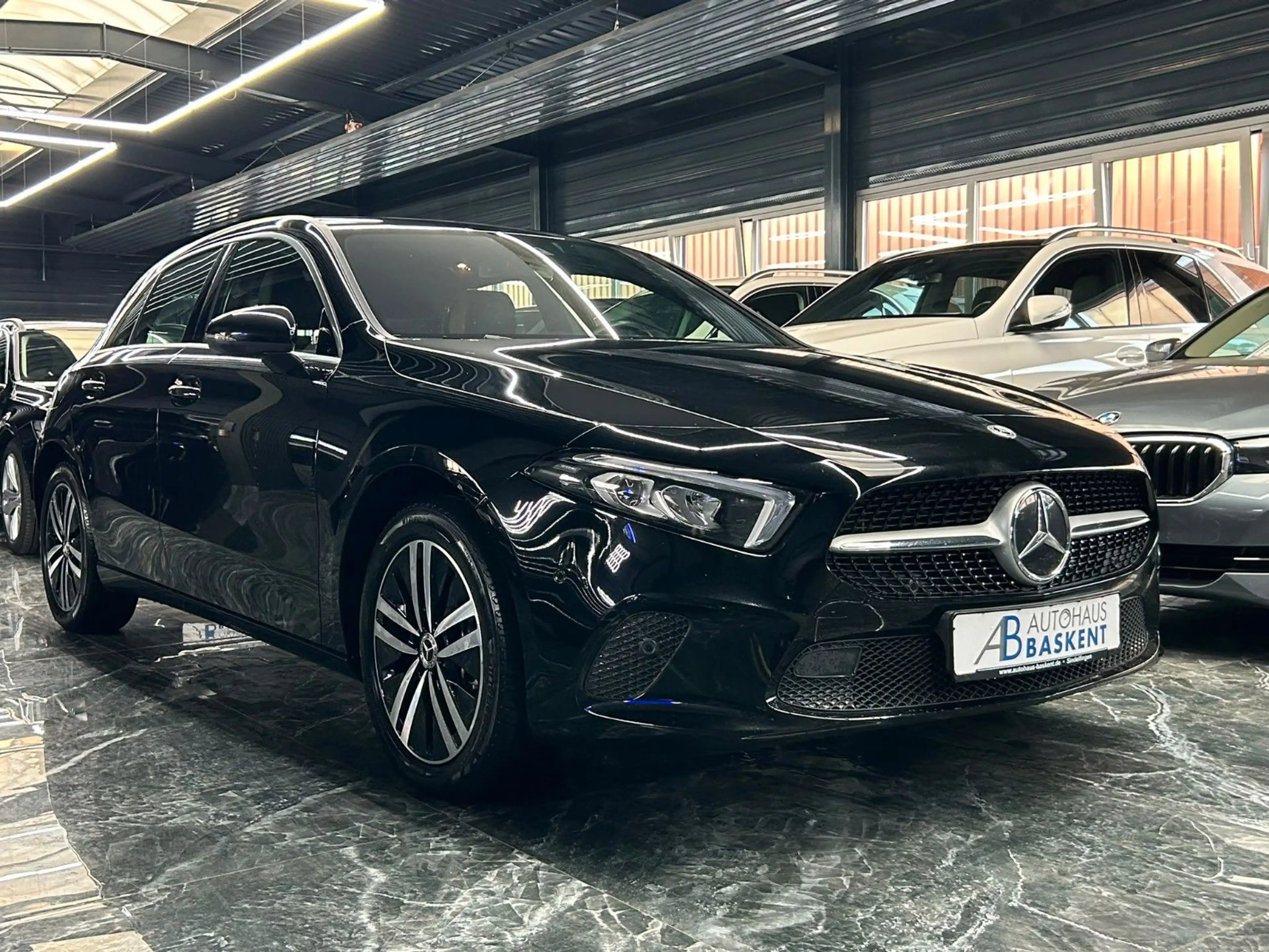Mercedes-Benz A 250 e*KAMERA*LED*DIGITAL*SHZ*SPORT*T-LEDER* — photo 14