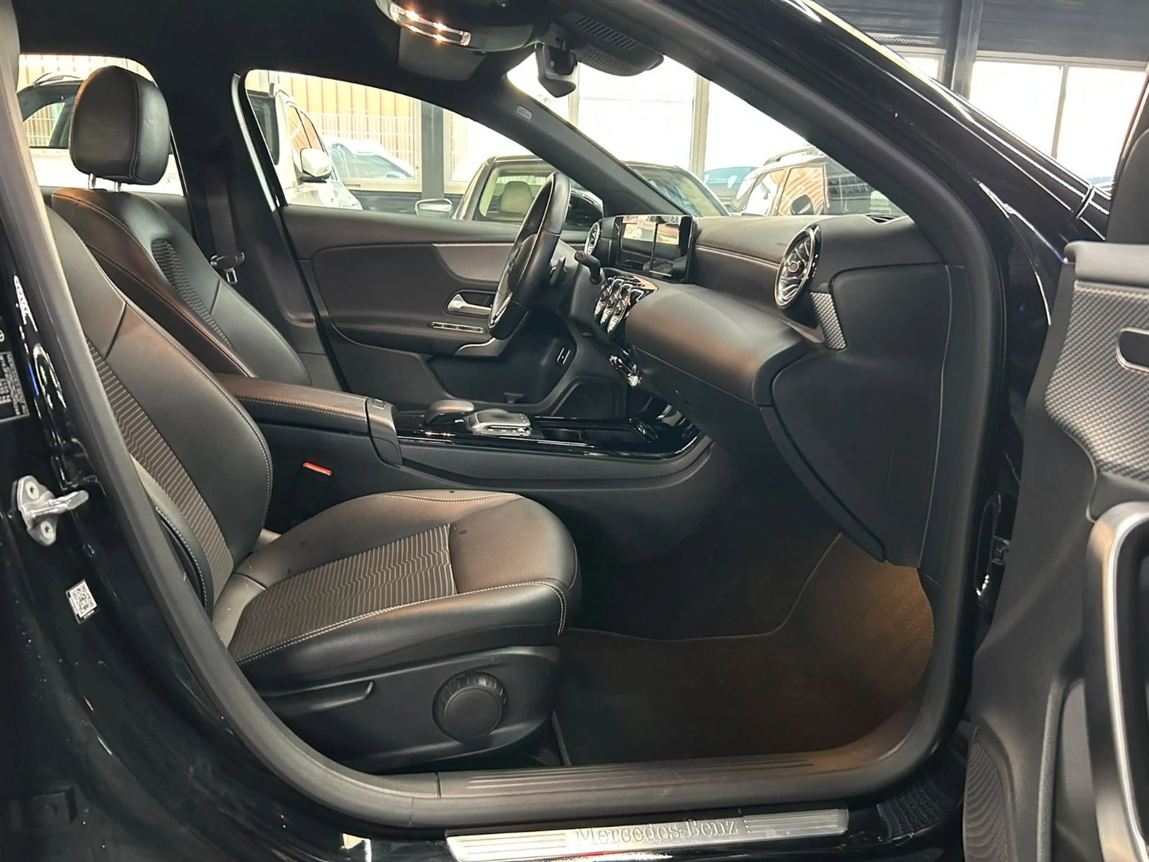 Mercedes-Benz A 250 e*KAMERA*LED*DIGITAL*SHZ*SPORT*T-LEDER* — photo 15