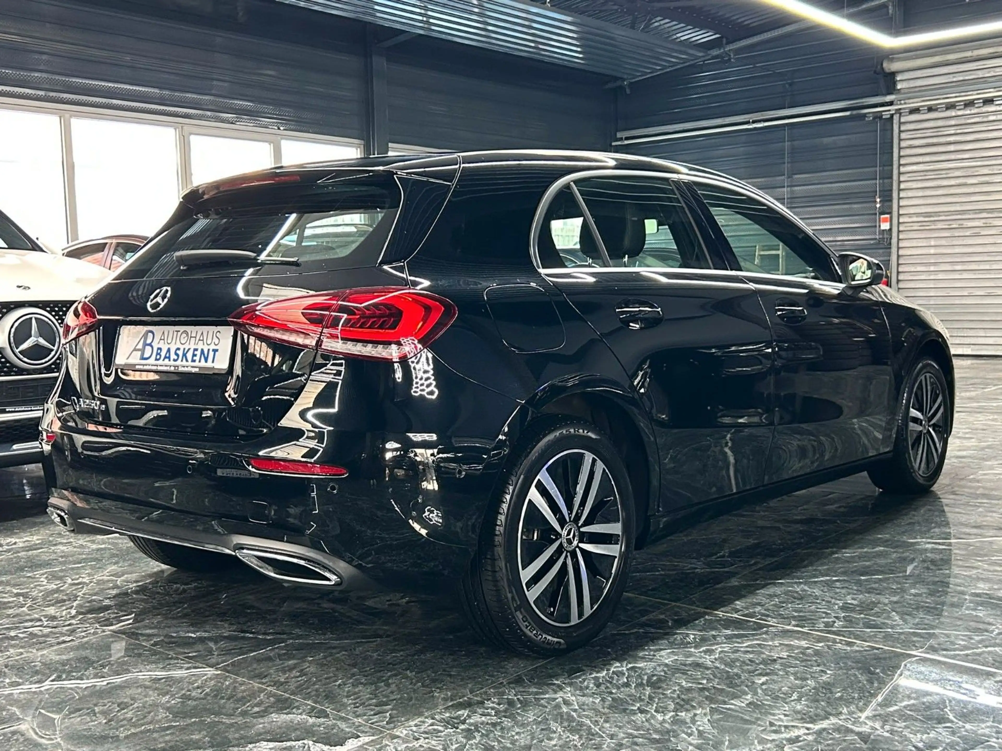 Mercedes-Benz A 250 e*KAMERA*LED*DIGITAL*SHZ*SPORT*T-LEDER* — photo 8
