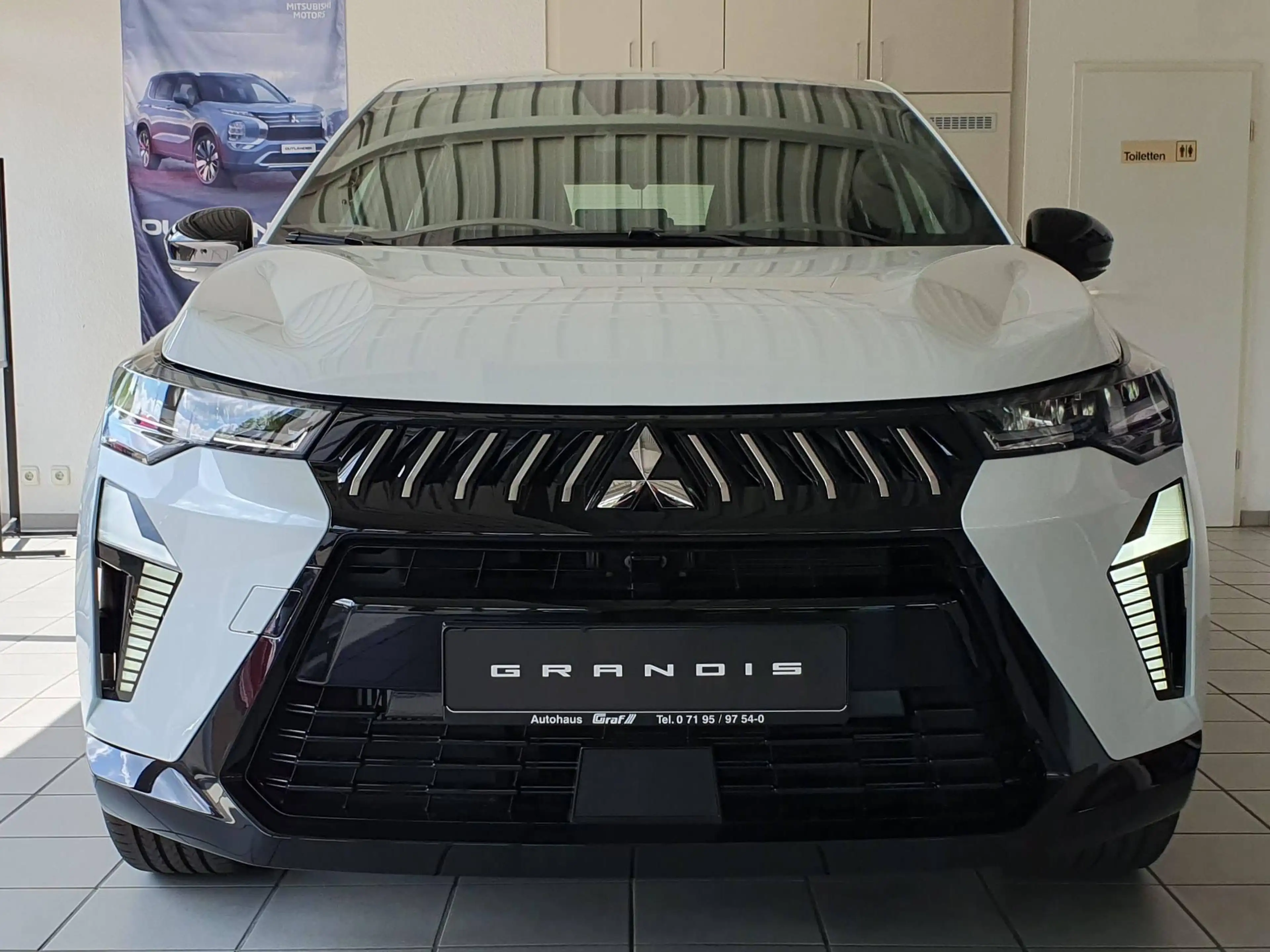 Mitsubishi Grandis Diamant PLUS 1.3 T-Benziner 7-DCT — photo 3