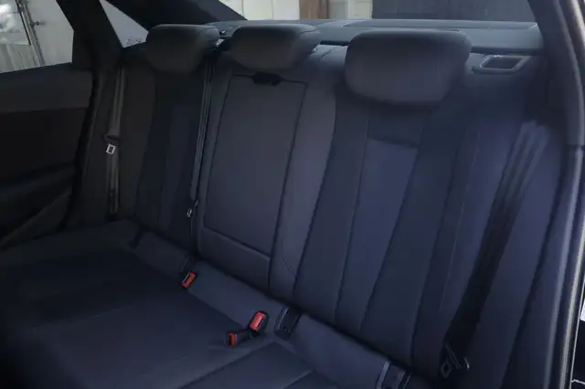 Audi A4 view 3