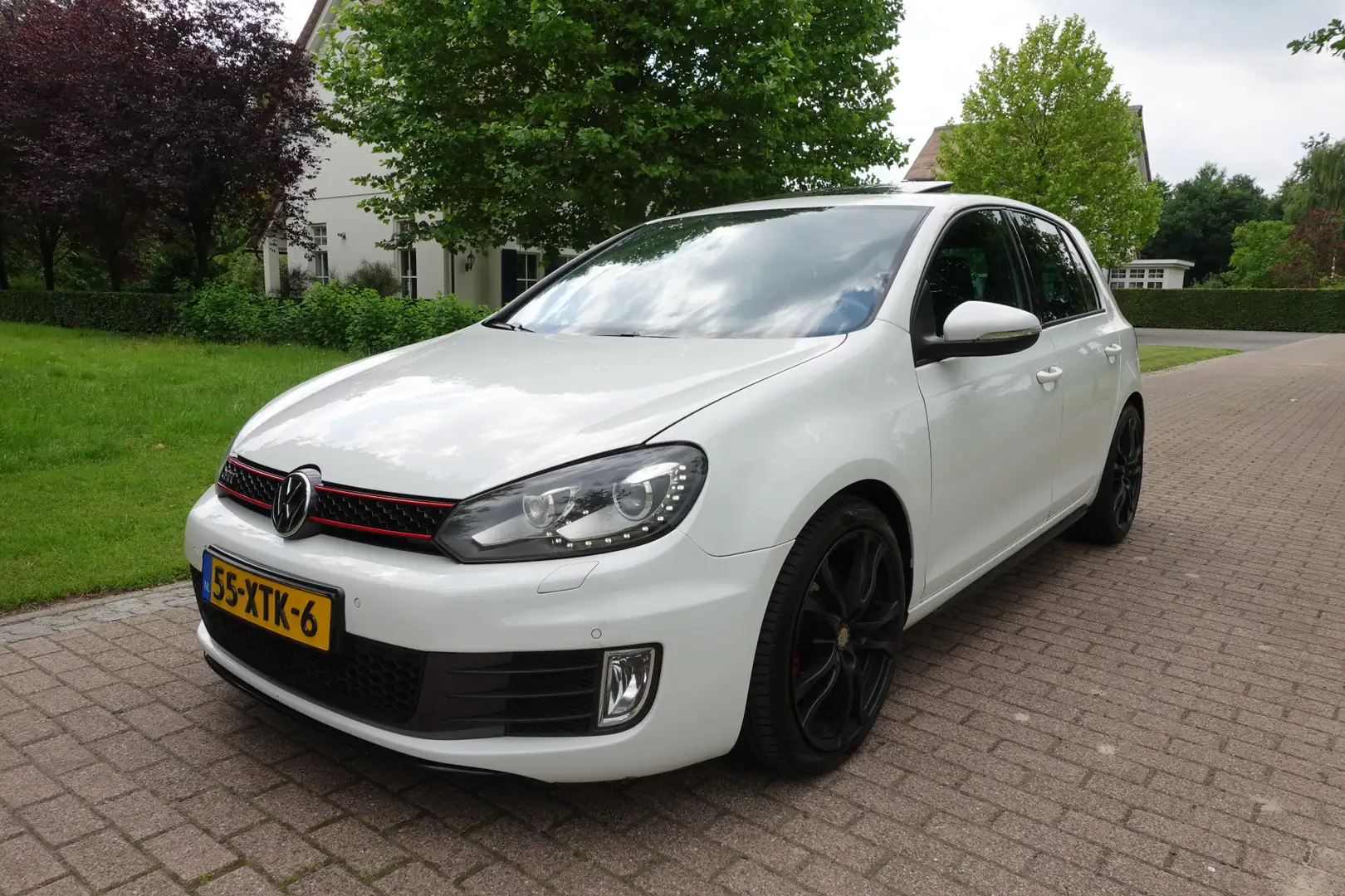 Volkswagen Golf GTI 2.0 Edition | NL Auto | NAP | DSG | Schuifdak | Xe White - 2