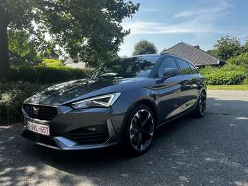 ST e-Hybrid 1.4 DSG (150 kW)