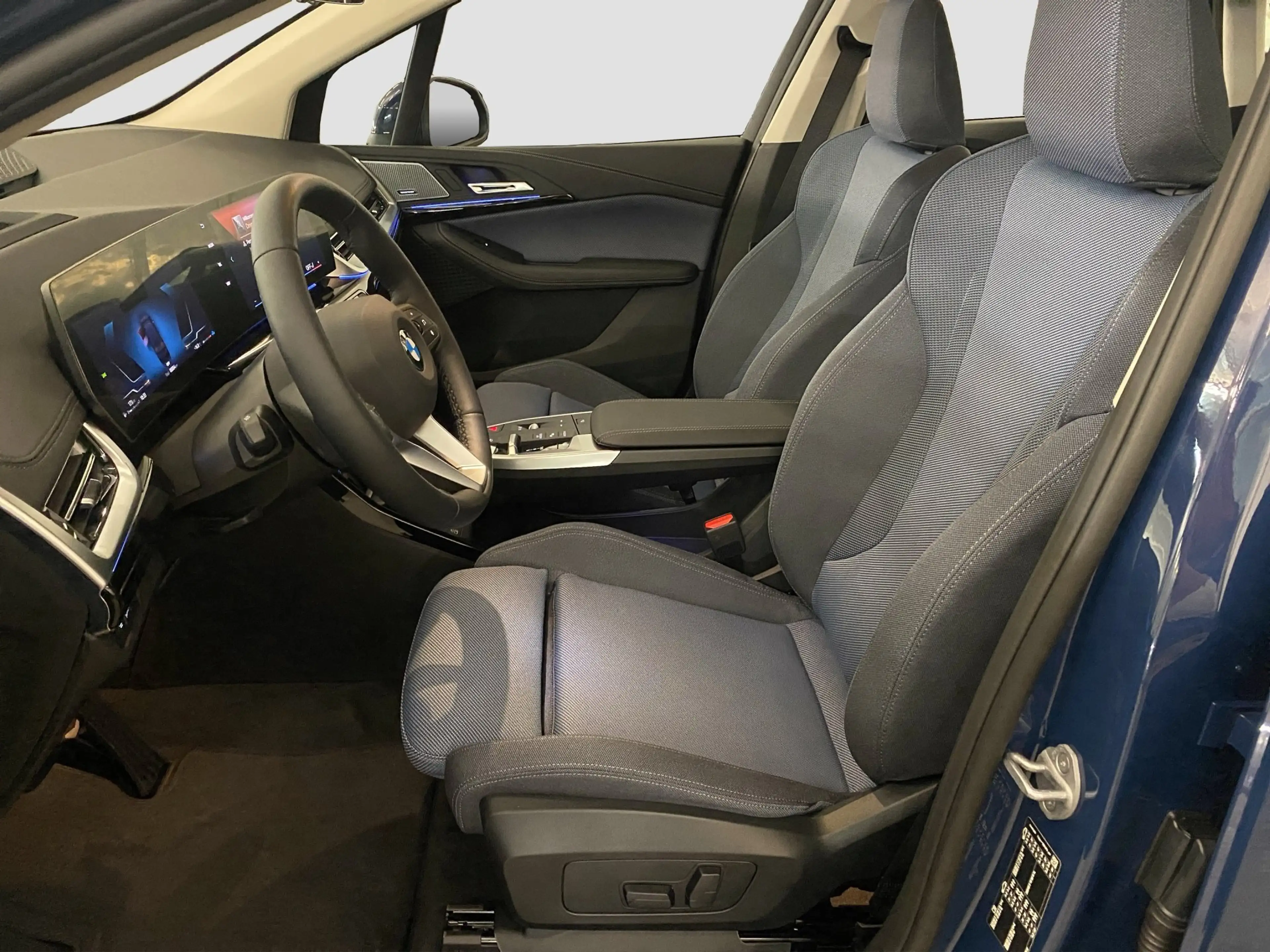 BMW 218 218d Active Tourer UPE 52.160 € ACC 360° AHK HUD — photo 11