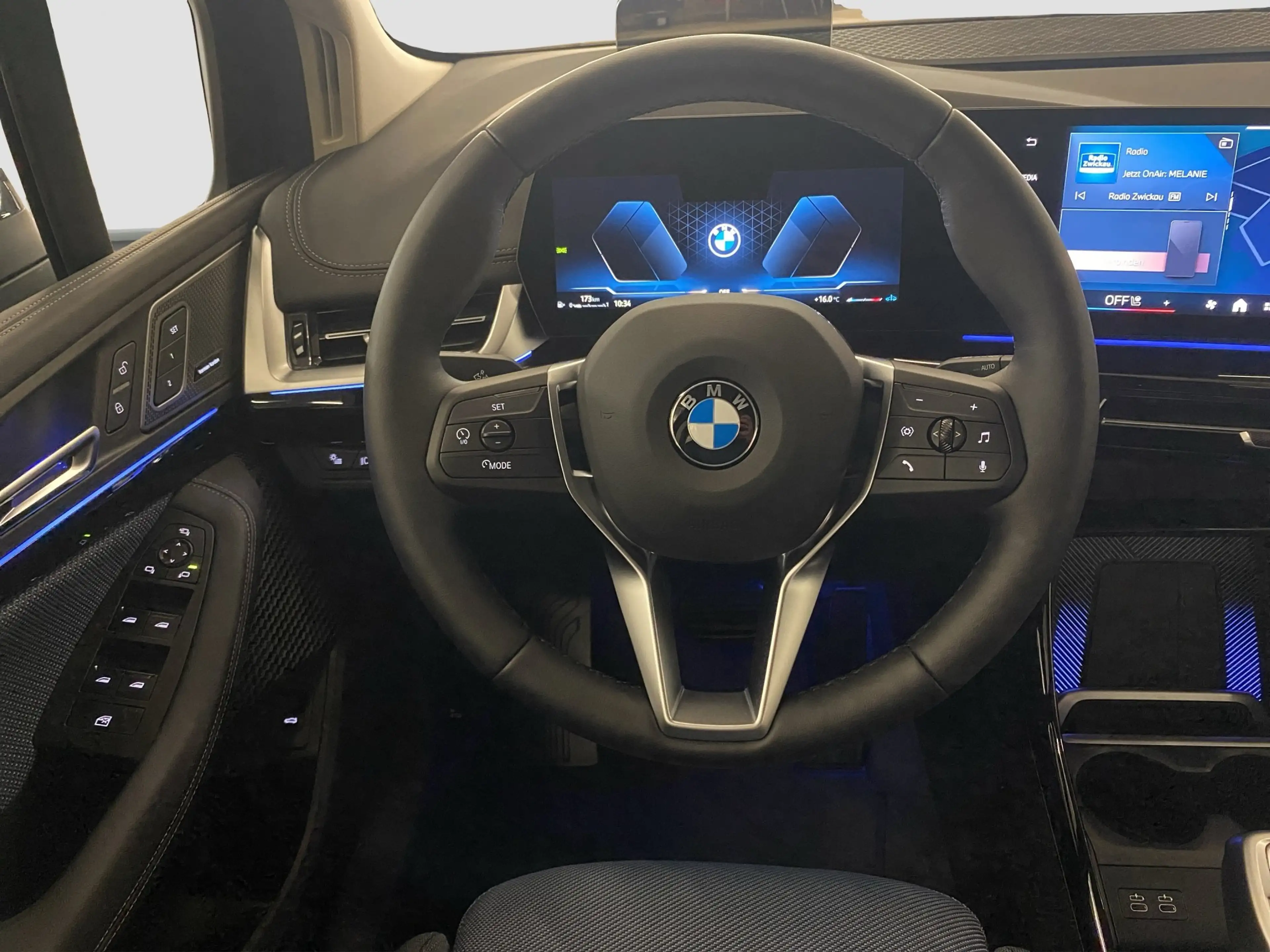 BMW 218 218d Active Tourer UPE 52.160 € ACC 360° AHK HUD — photo 14