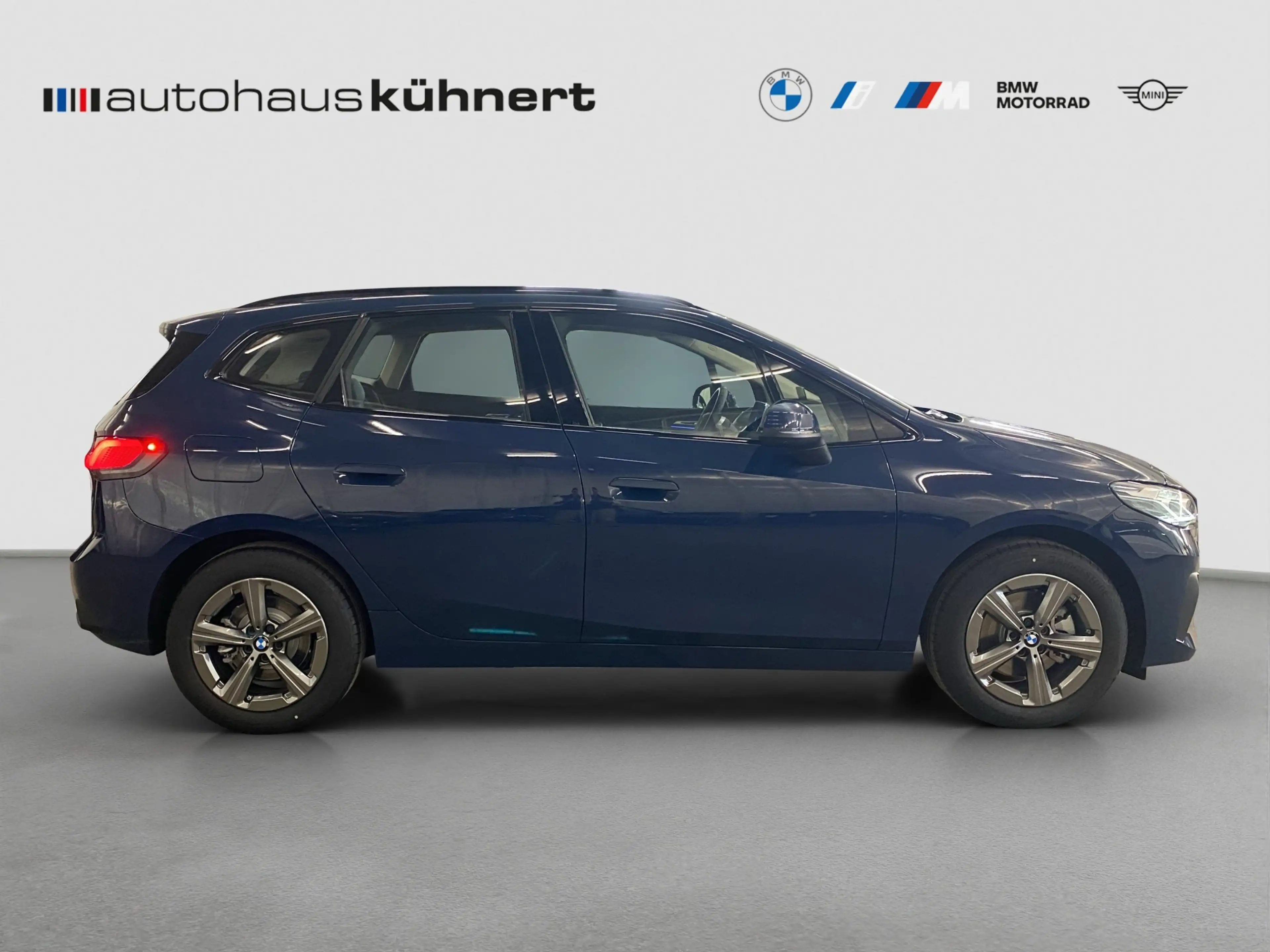 BMW 218 218d Active Tourer UPE 52.160 € ACC 360° AHK HUD — photo 8