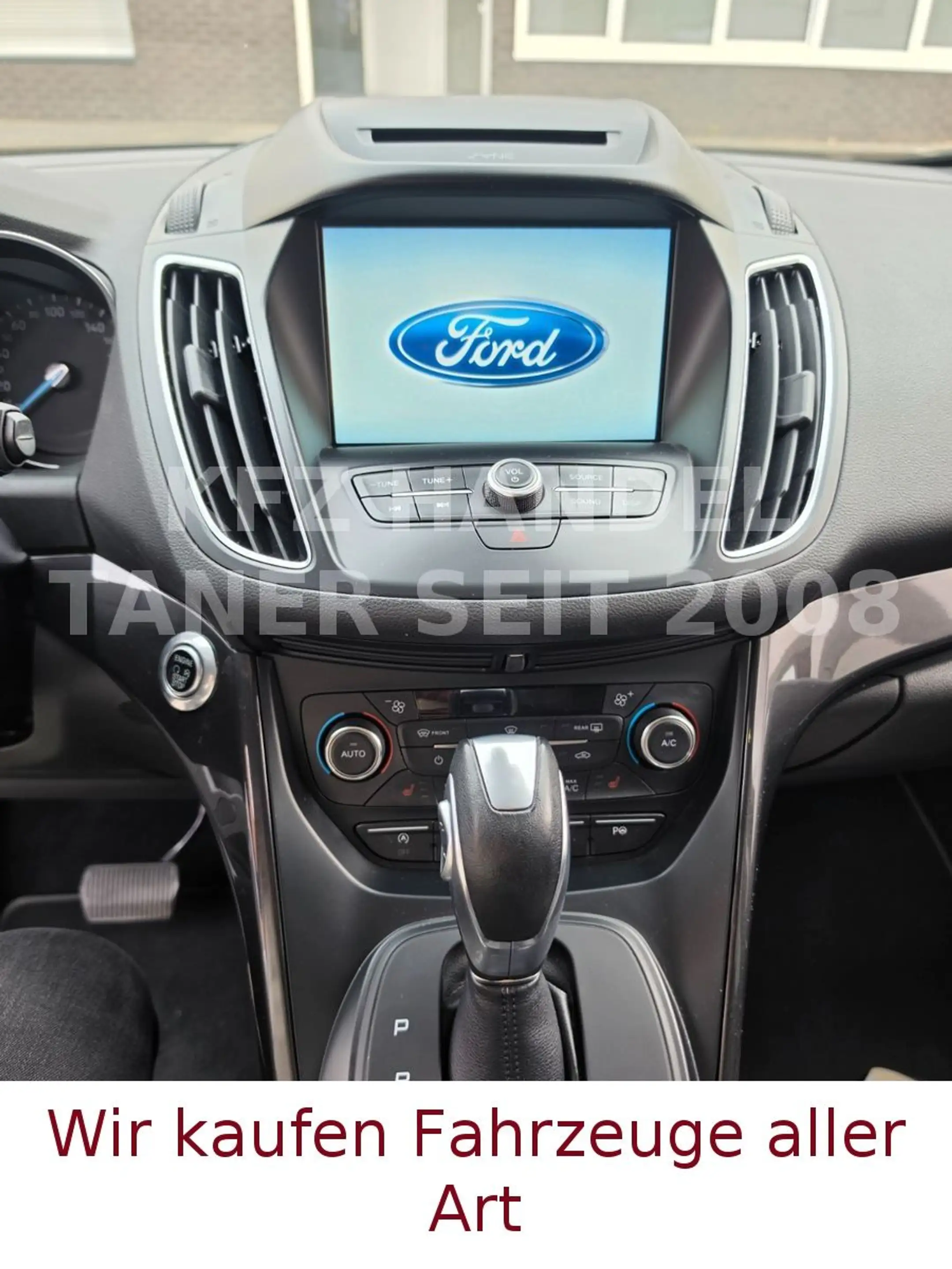 Ford C-Max Titanium — photo 14