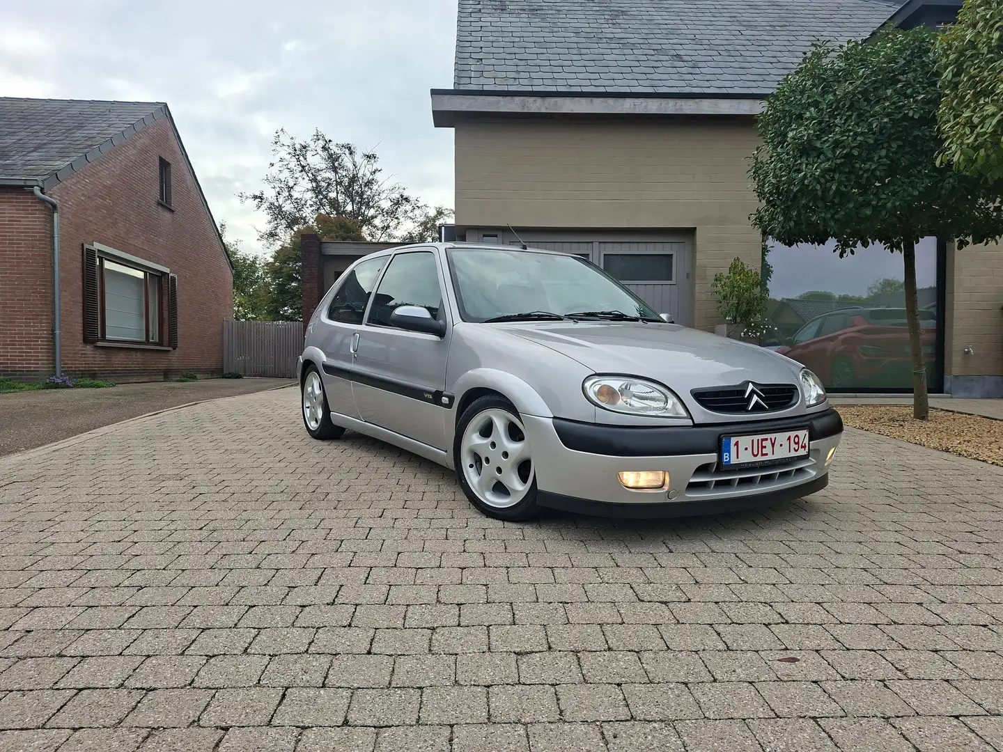 Citroen SAXO 1.6i 16v VTS Silber - 1