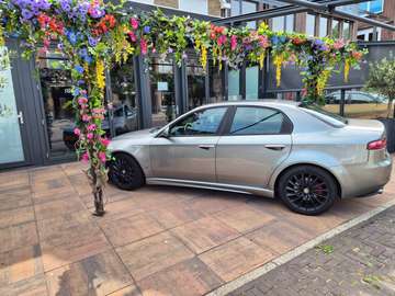 159 1.7 T Distinctive