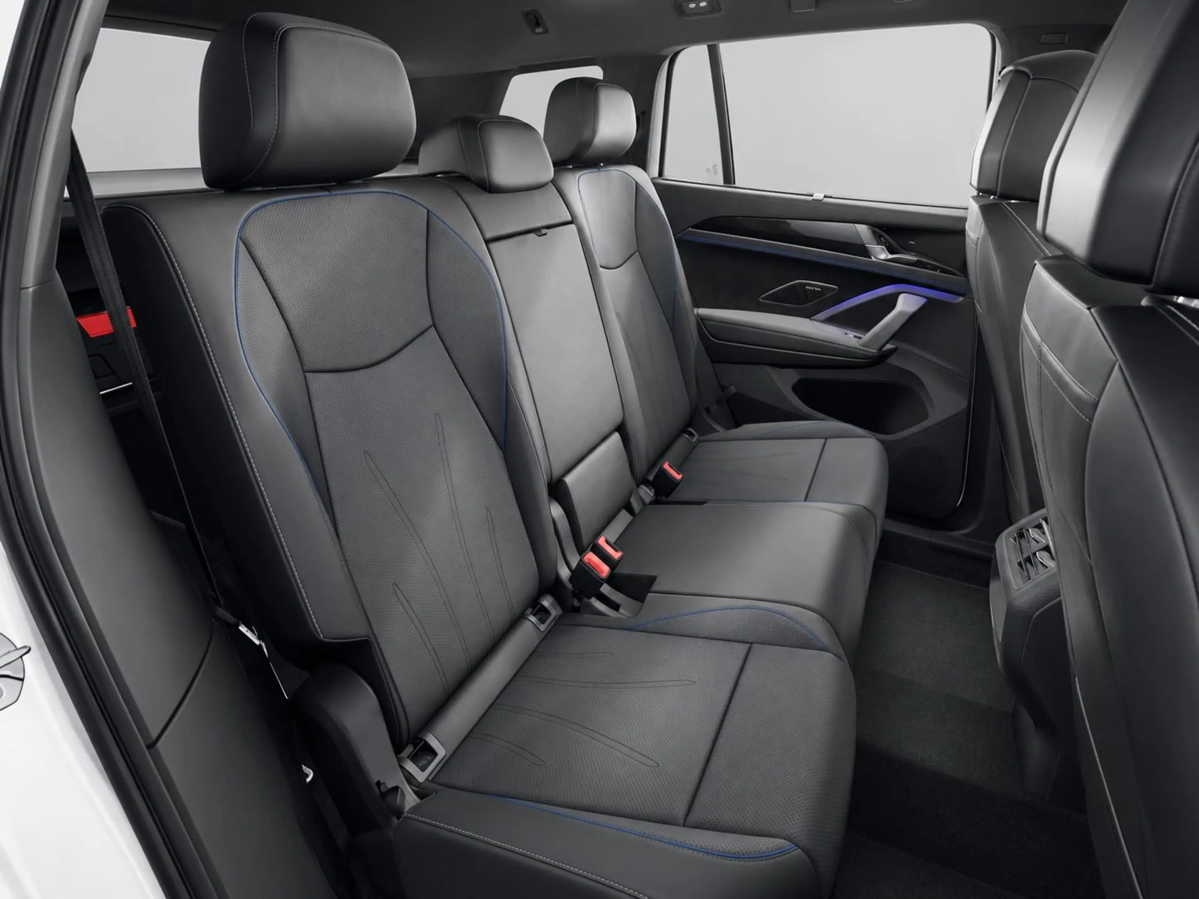 Volkswagen Tayron 1.5 eHybrid R-Line 272PK DSG Panoramadak, Trekhaak — photo 7