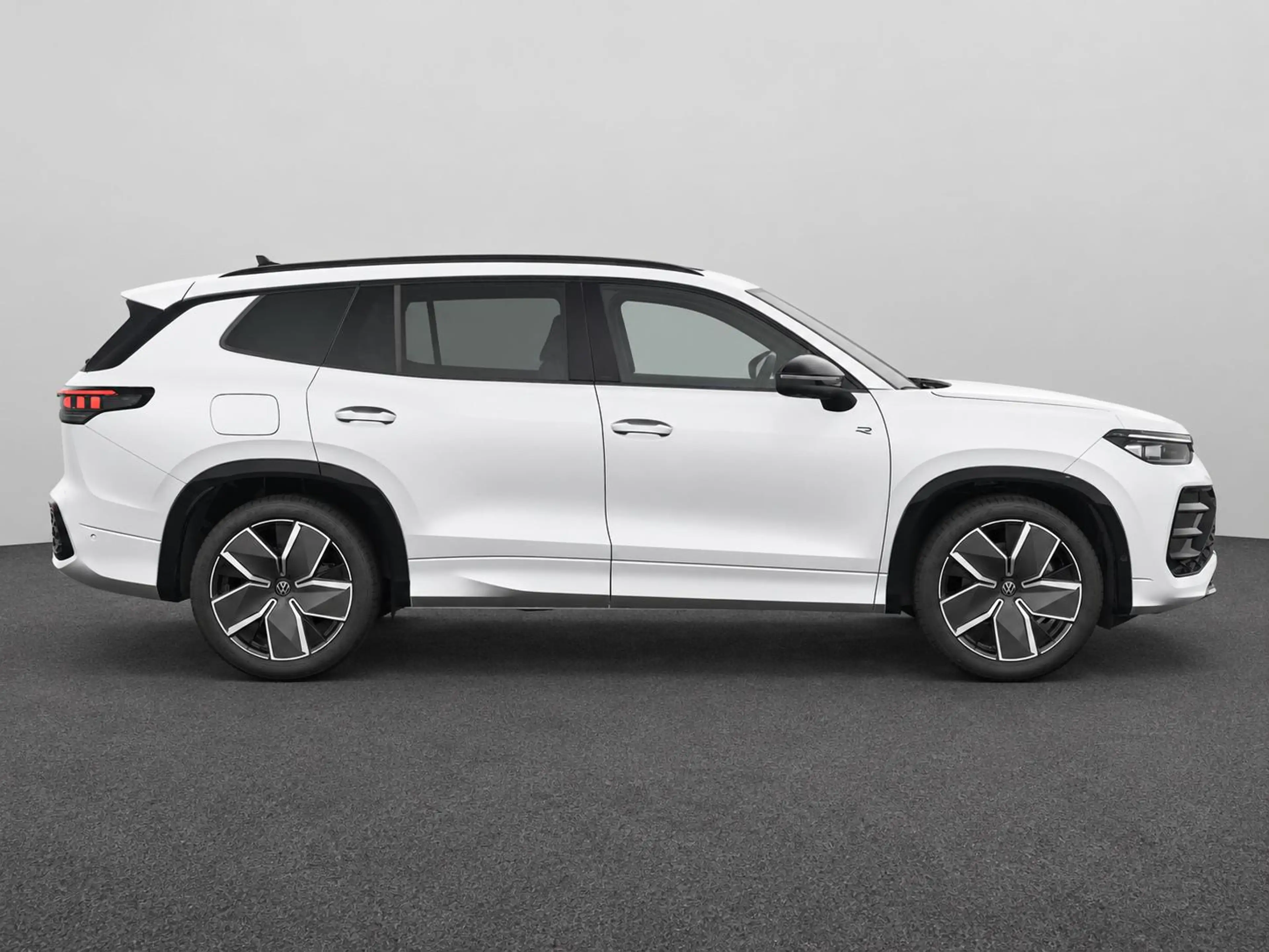 Volkswagen Tayron 1.5 eHybrid R-Line 272PK DSG Panoramadak, Trekhaak — photo 11