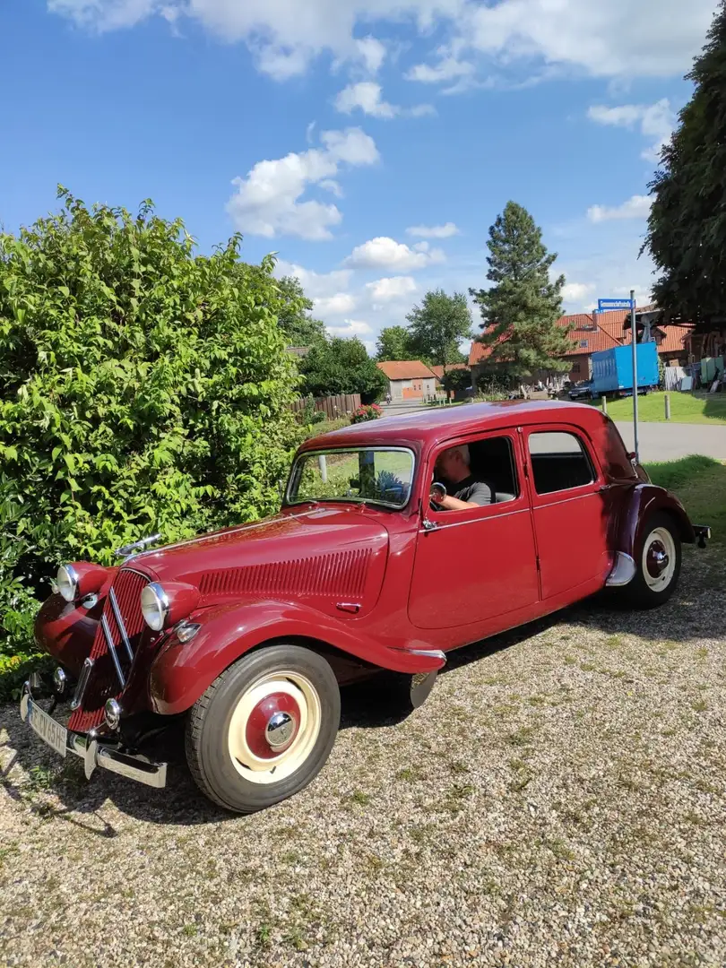Citroen Traction 11CV BN - 2