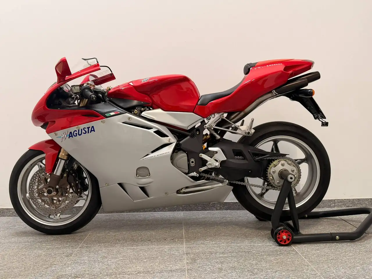 MV Agusta F4 1000