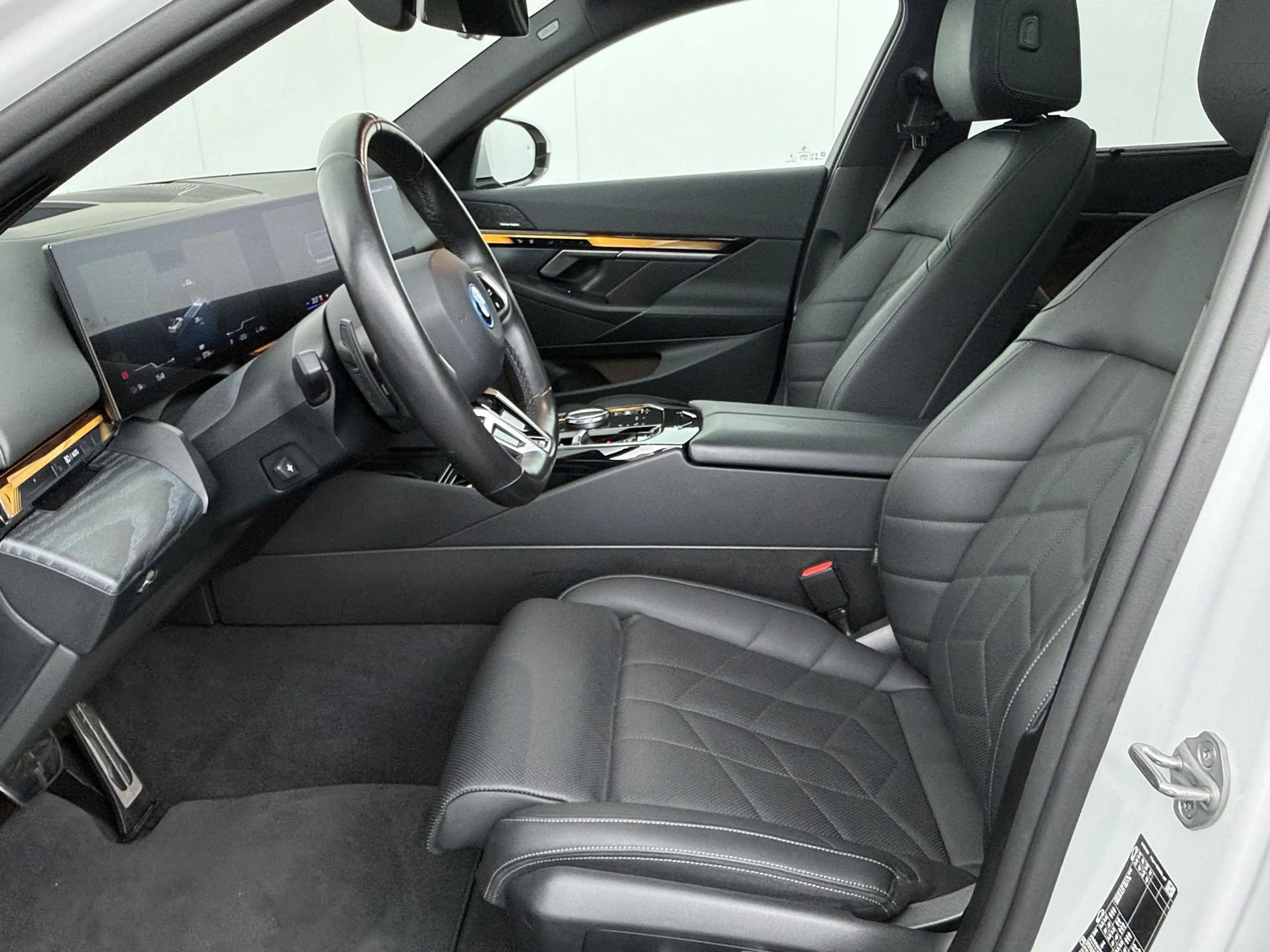 BMW i5 eDrive40 84 kWh M Sport Pro | Glazen Panoramadak | — photo 4