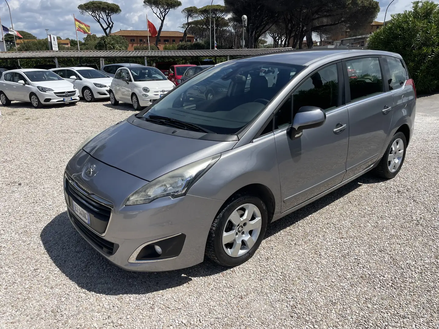 Peugeot 5008 5008 1.6 hdi 8v Active 115cv Gri - 1