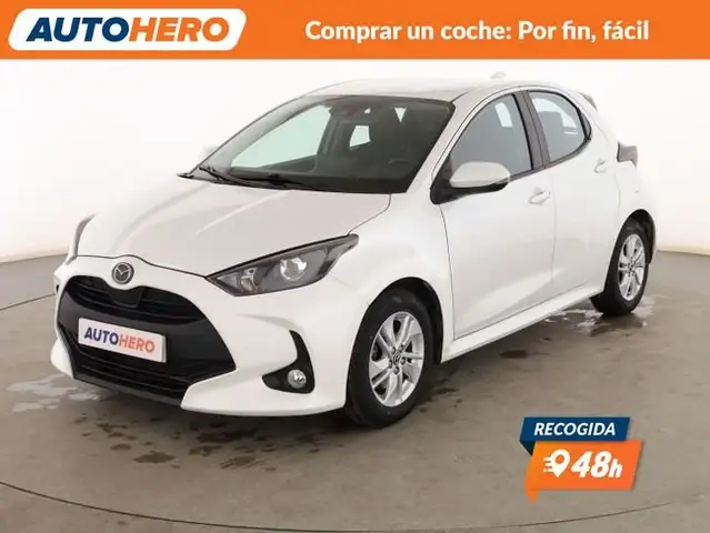2022 Mazda Mazda2 in White for sale
