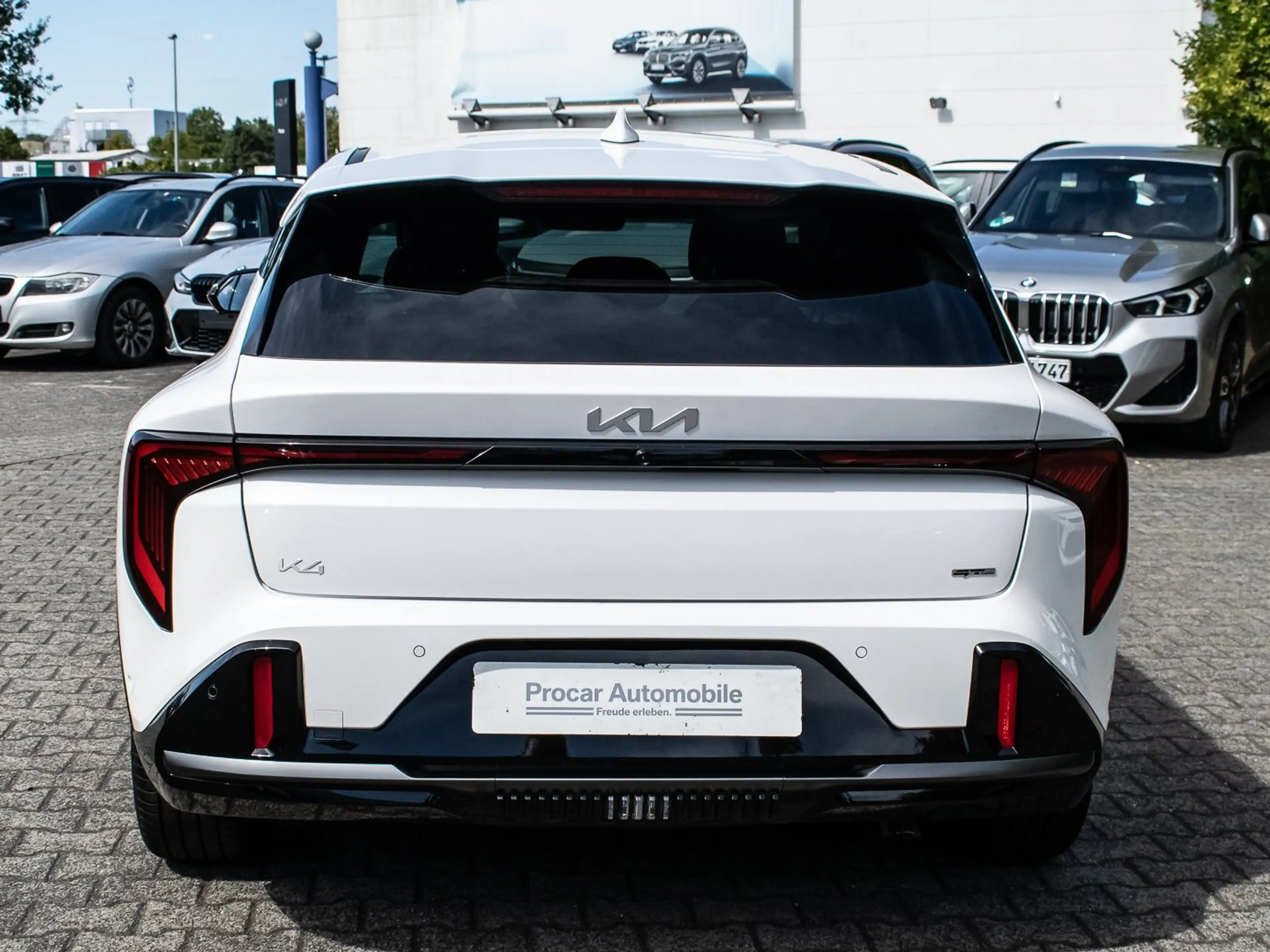 Kia K4 1.6T DCT 180 GT-Line DriveWiseParkPro Navi Kamera — photo 5