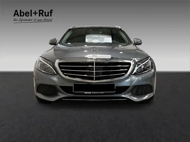 Mercedes-Benz C-Class view 5
