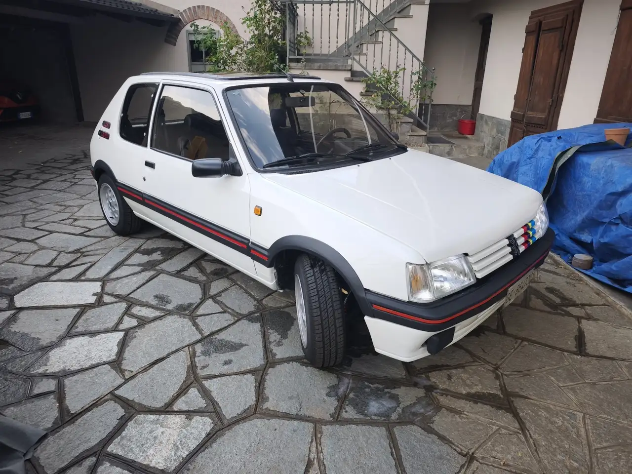 Peugeot 205 Restomod/swap, foto 5
