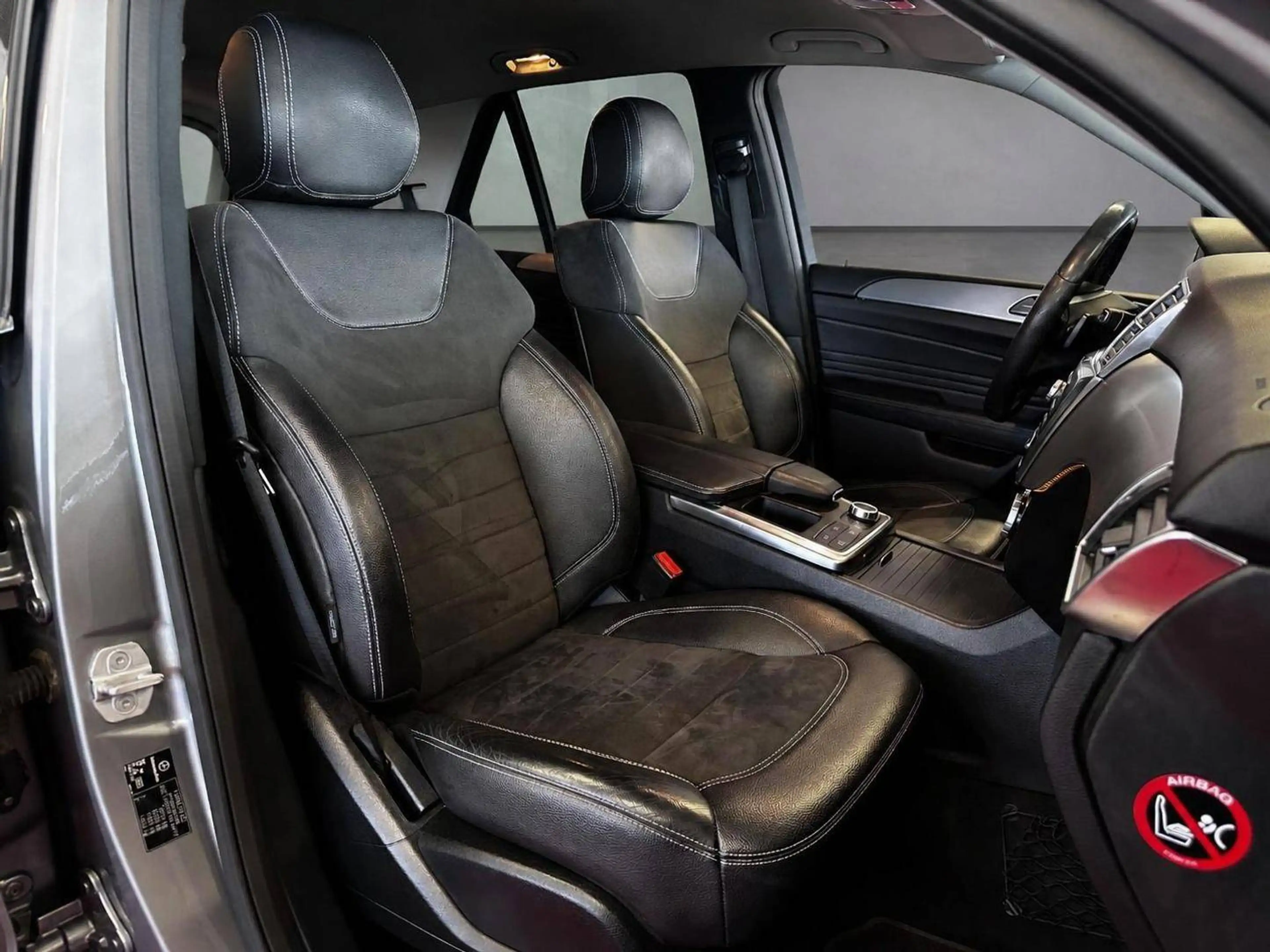 Mercedes-Benz ML 350 ML 350 CDI BlueTec (166.024) — photo 14