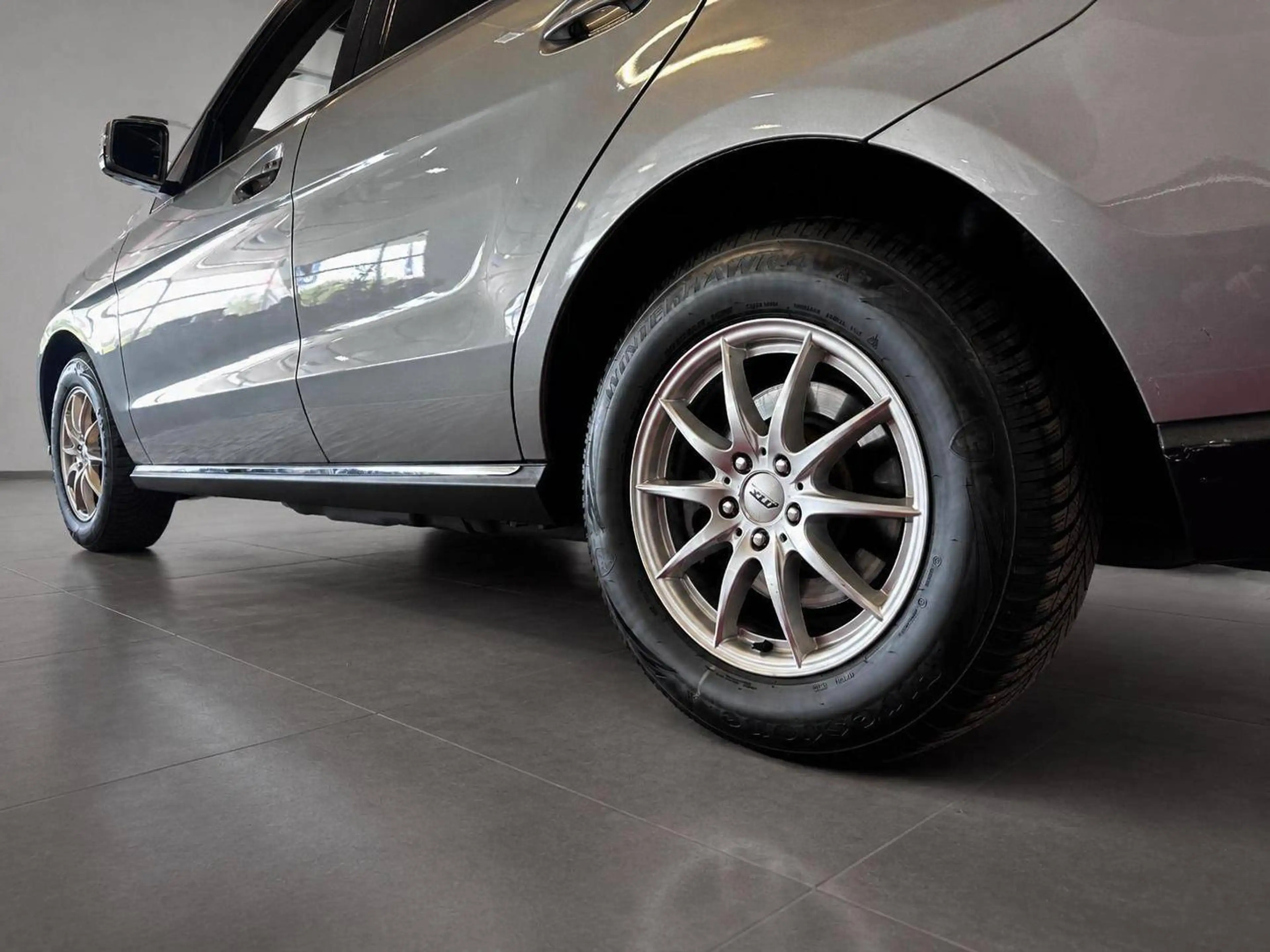 Mercedes-Benz ML 350 ML 350 CDI BlueTec (166.024) — photo 4