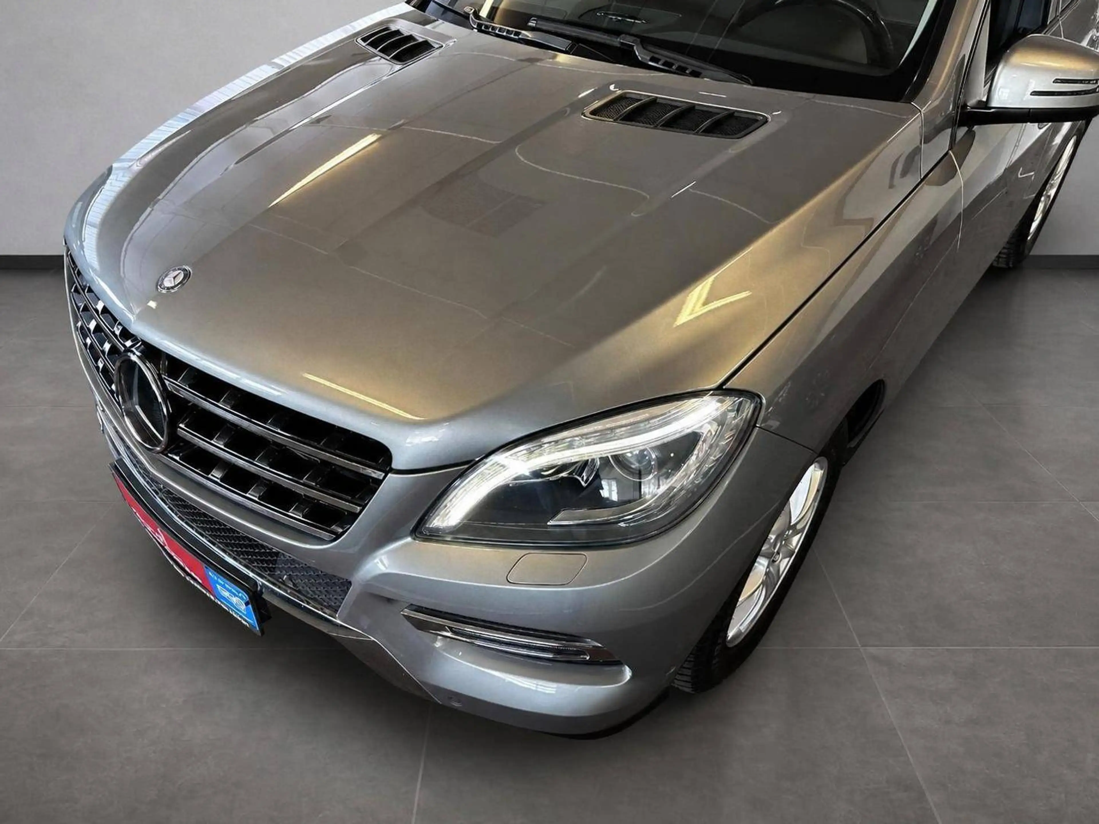 Mercedes-Benz ML 350 ML 350 CDI BlueTec (166.024) — photo 15