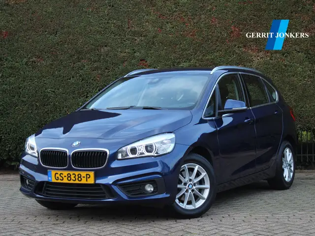 BMW 218 2-serie Active Tourer 218d Essential | Trekhaak