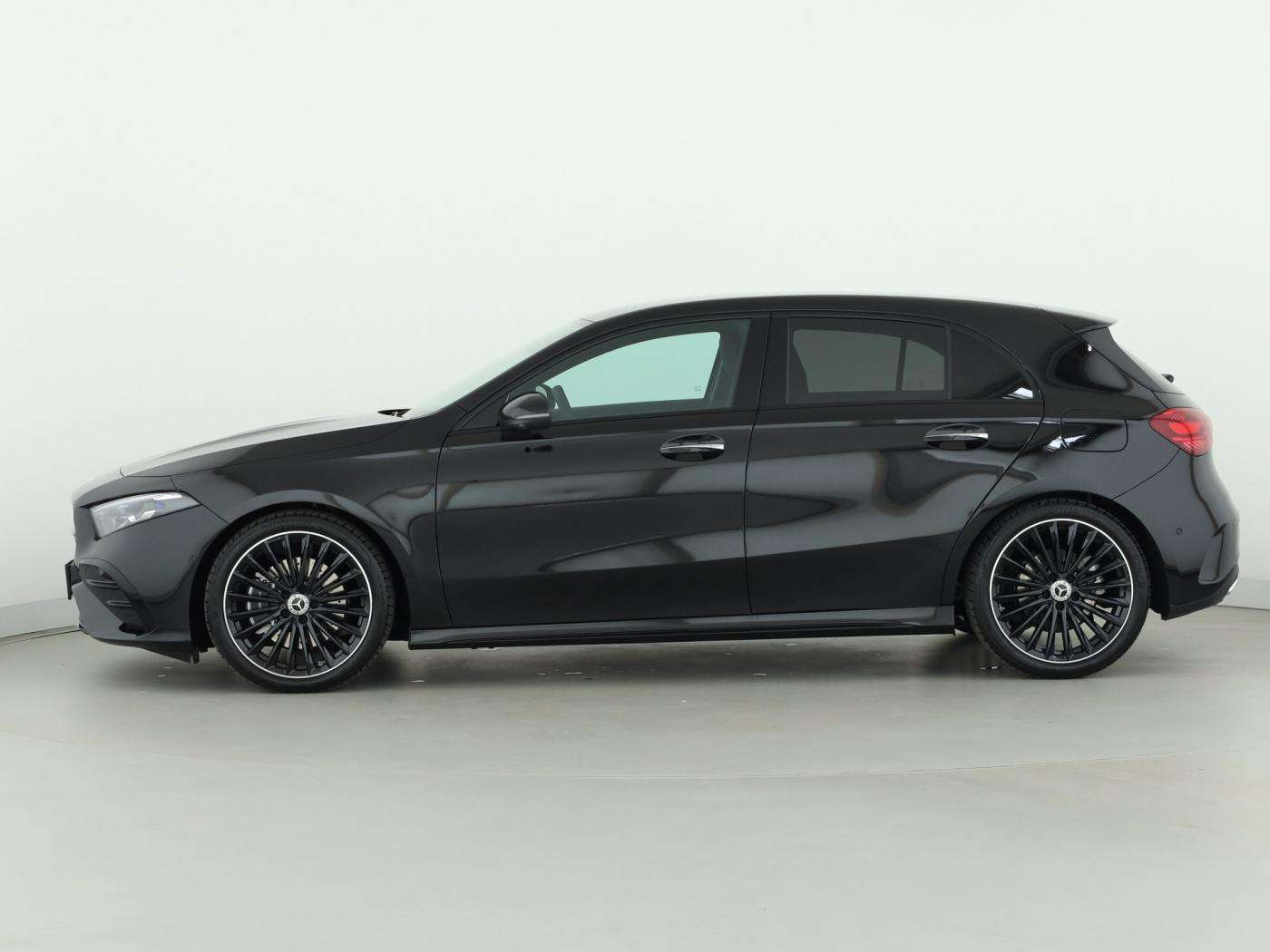 Mercedes-Benz A 220