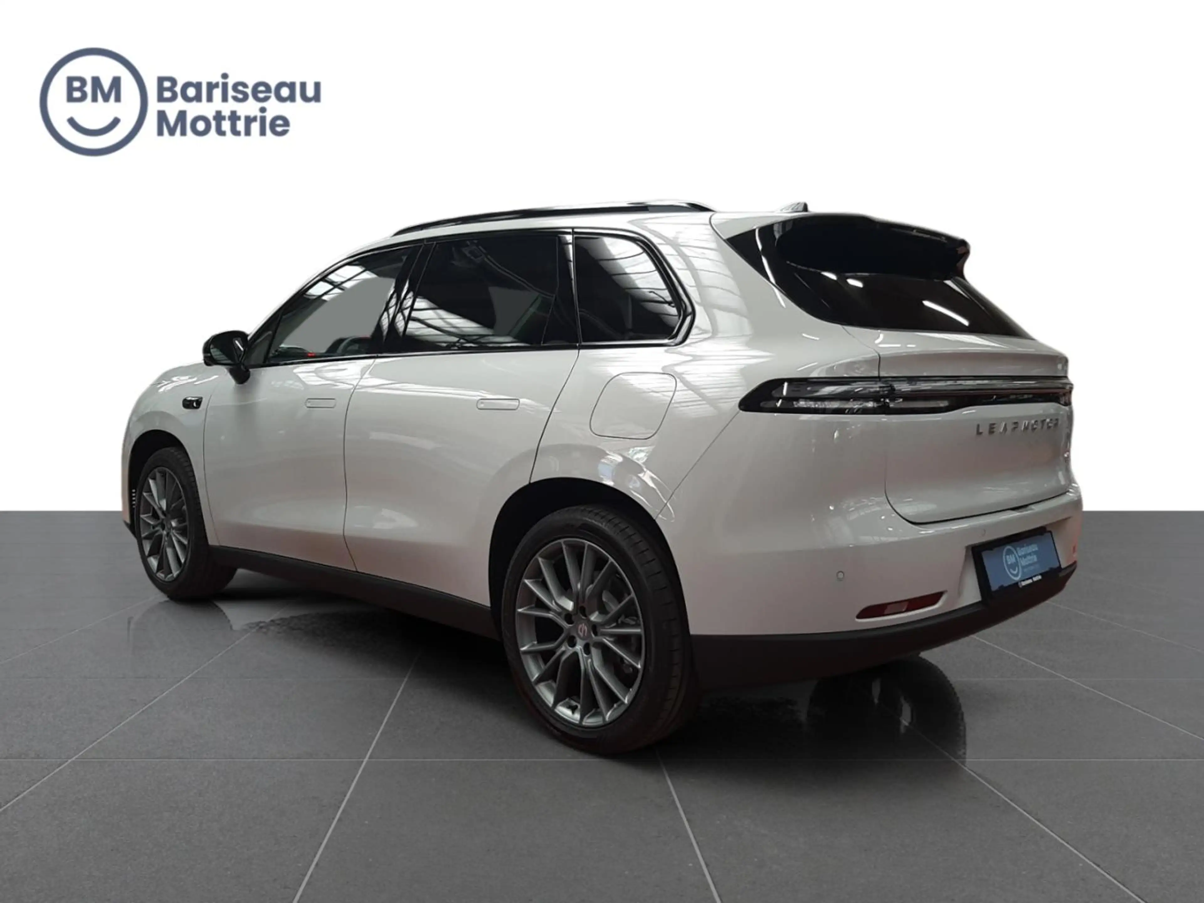 Leapmotor C10 DESIGN HYBRID EV LEAP C10 — photo 4