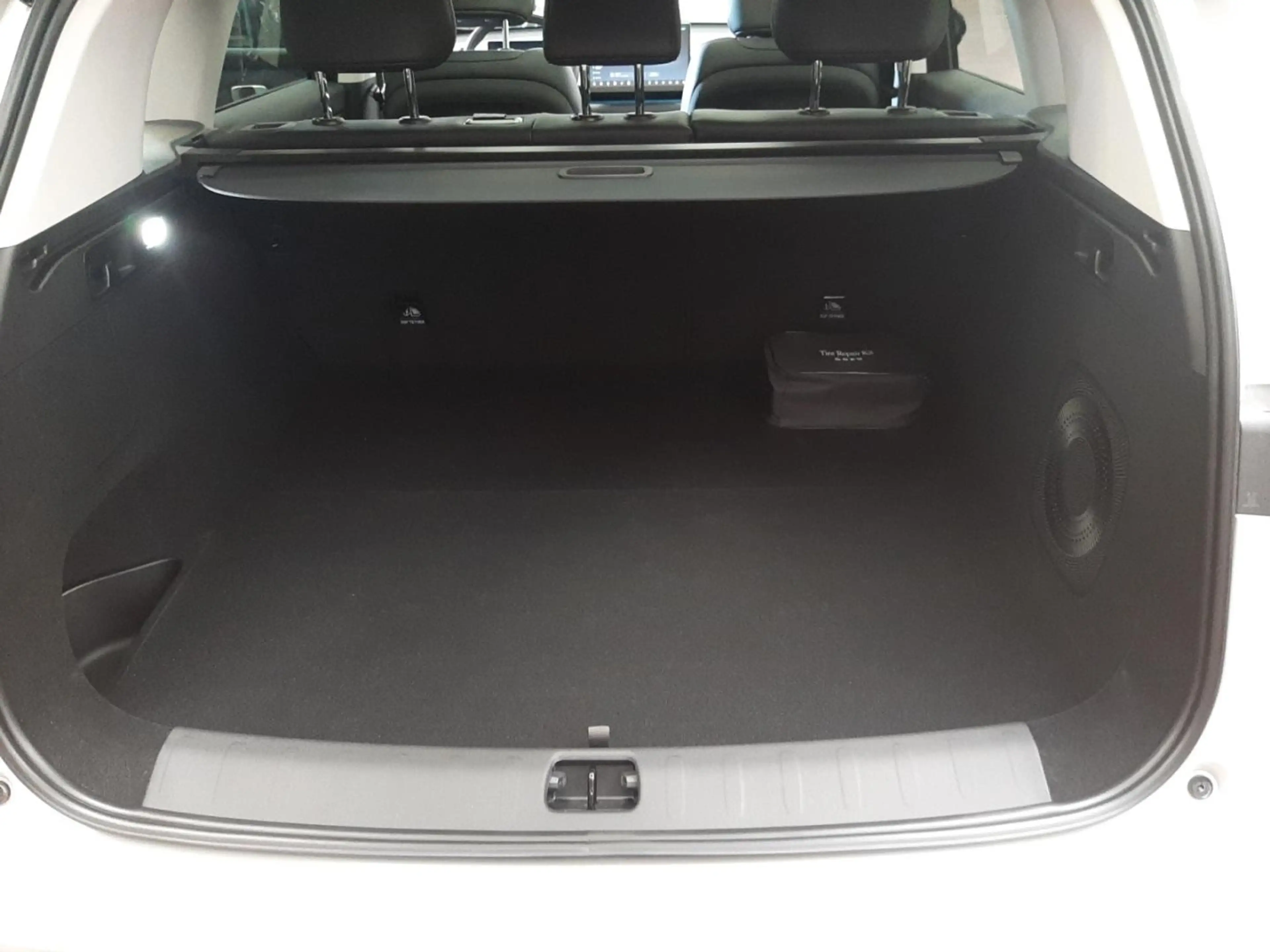 Leapmotor C10 DESIGN HYBRID EV LEAP C10 — photo 6