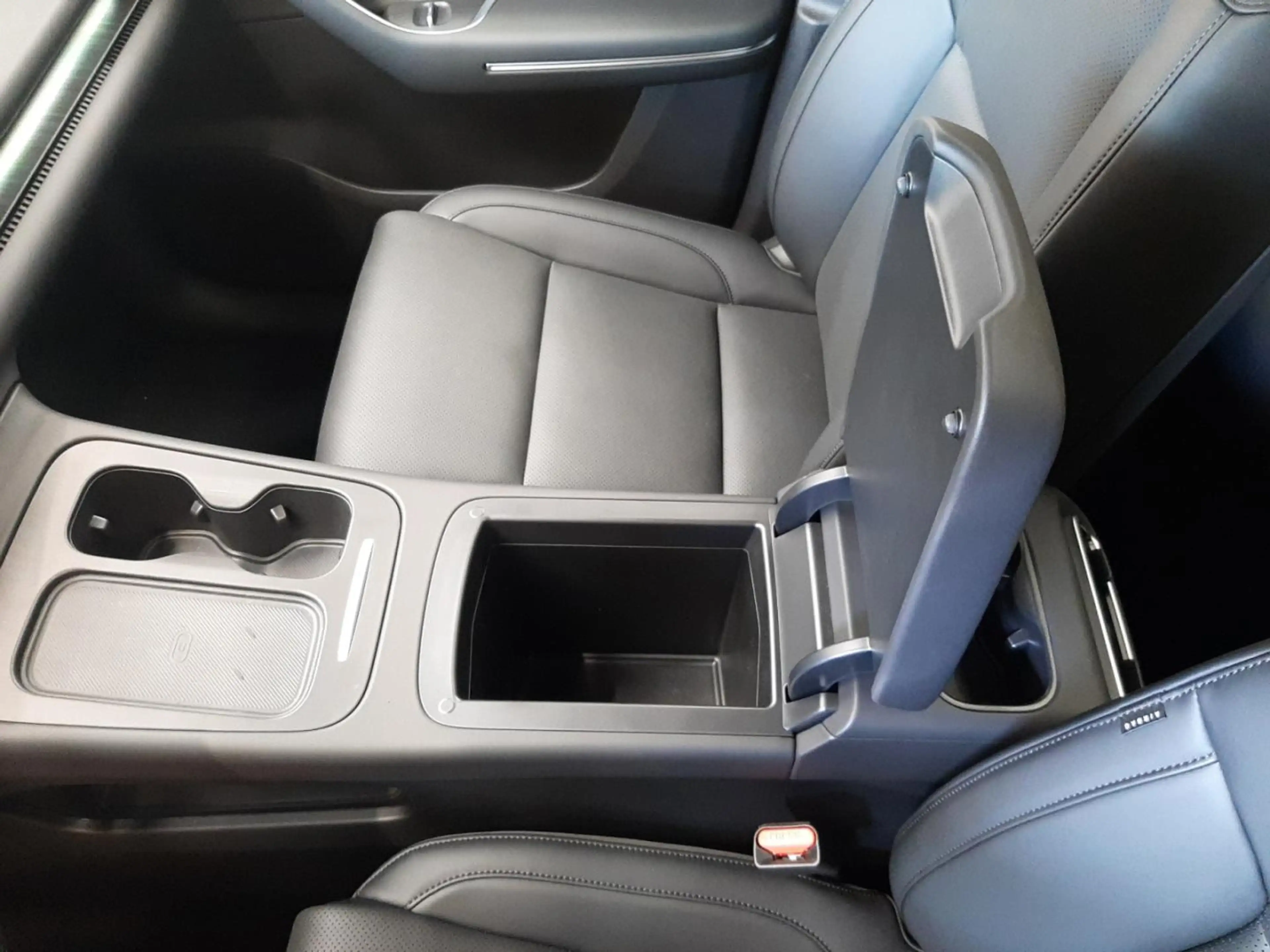 Leapmotor C10 DESIGN HYBRID EV LEAP C10 — photo 8