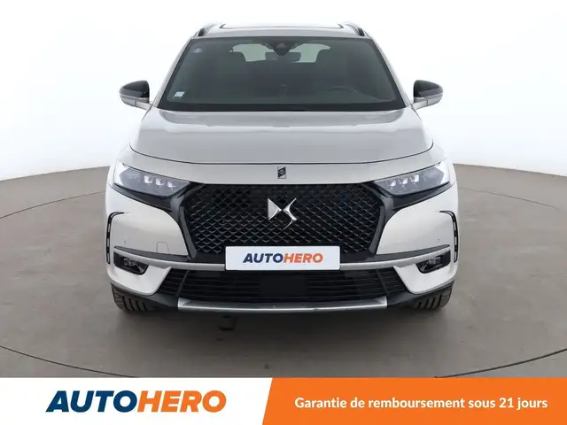DS Automobiles DS 7 Crossback view 9